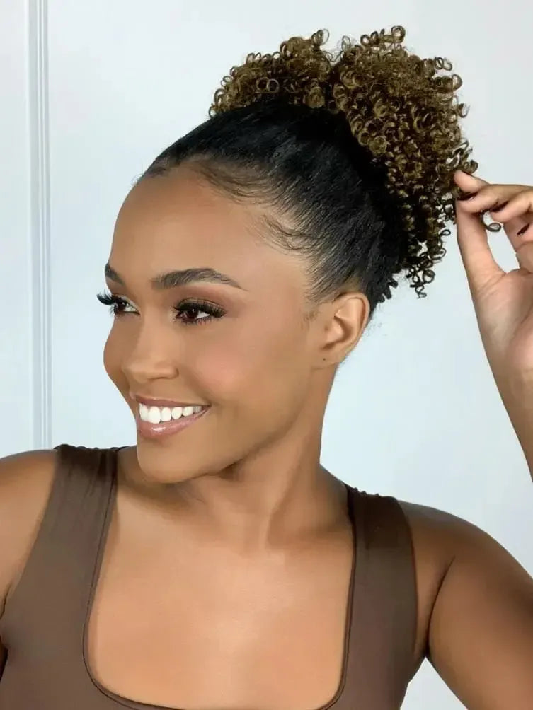 Afro Puff Castanho Cacheado