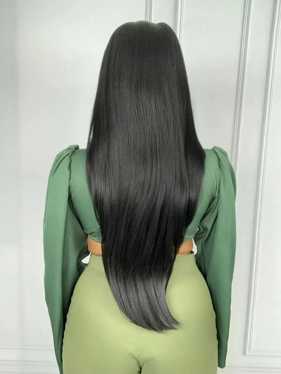 Lace Front Agatha Preta Repartição Livre 13x4