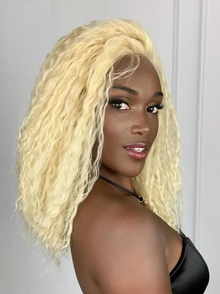 Lace Front Cacheada Loira Missouri - It's a Wig (Gringa)