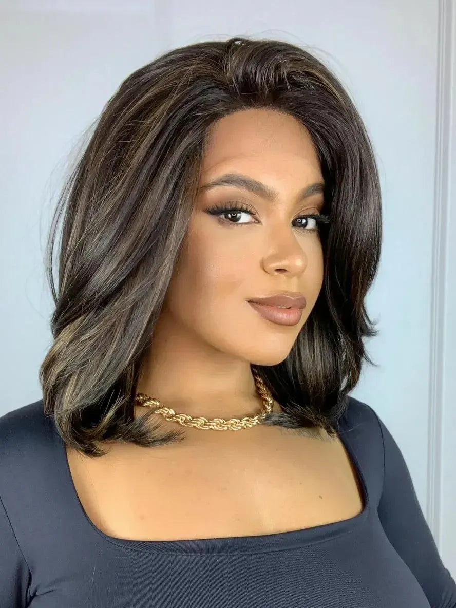 Lace Front Deborah Castanho com Luzes 4/27 - Repartição Livre 4x4