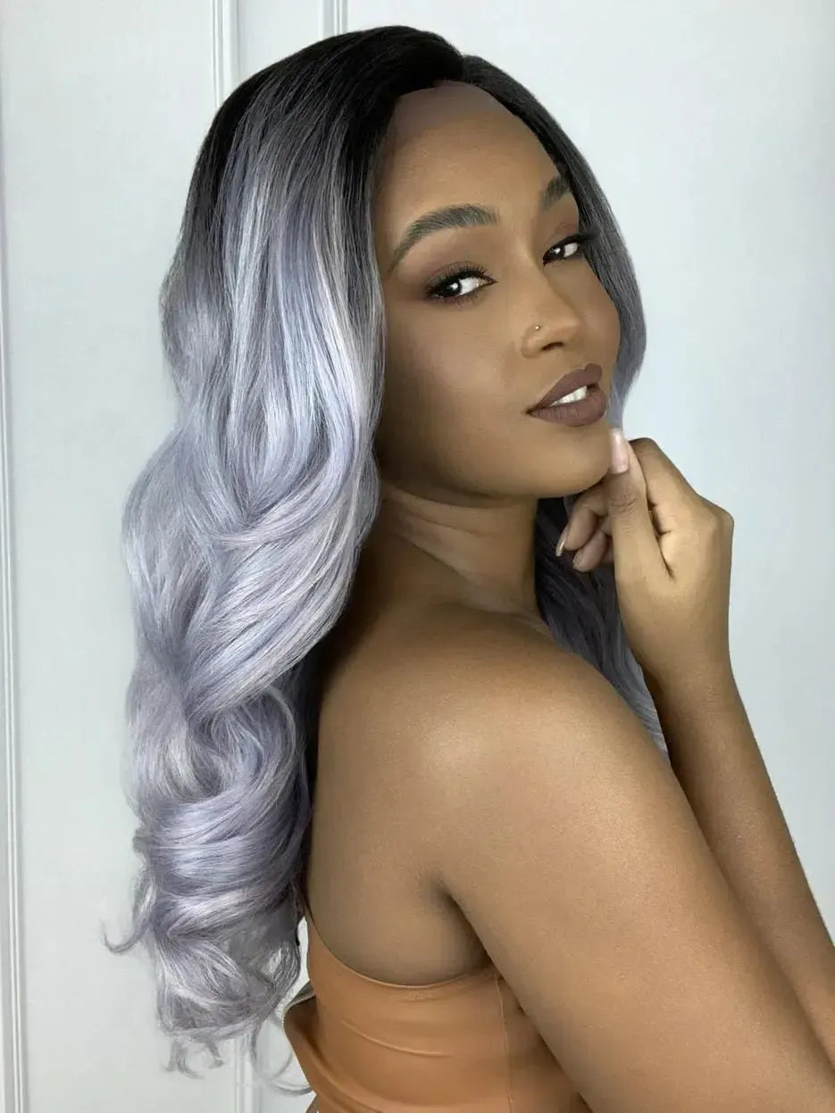 Lace Front Erica CBB Roxo Cores Raiz Escura Ondulada 70cm