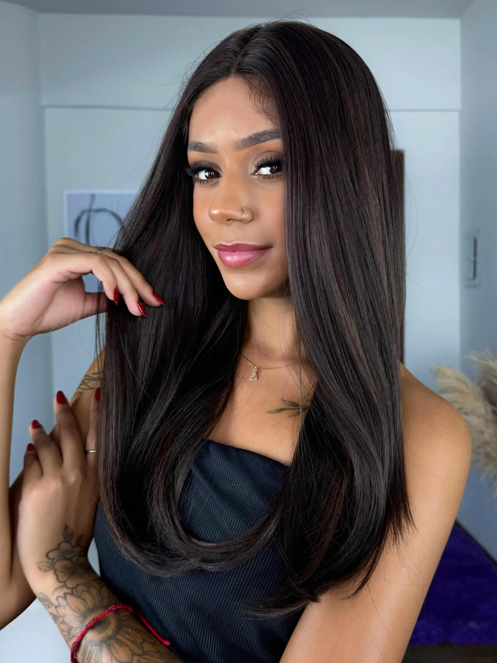 Lace Front Erica Castanho com Luzes Leves