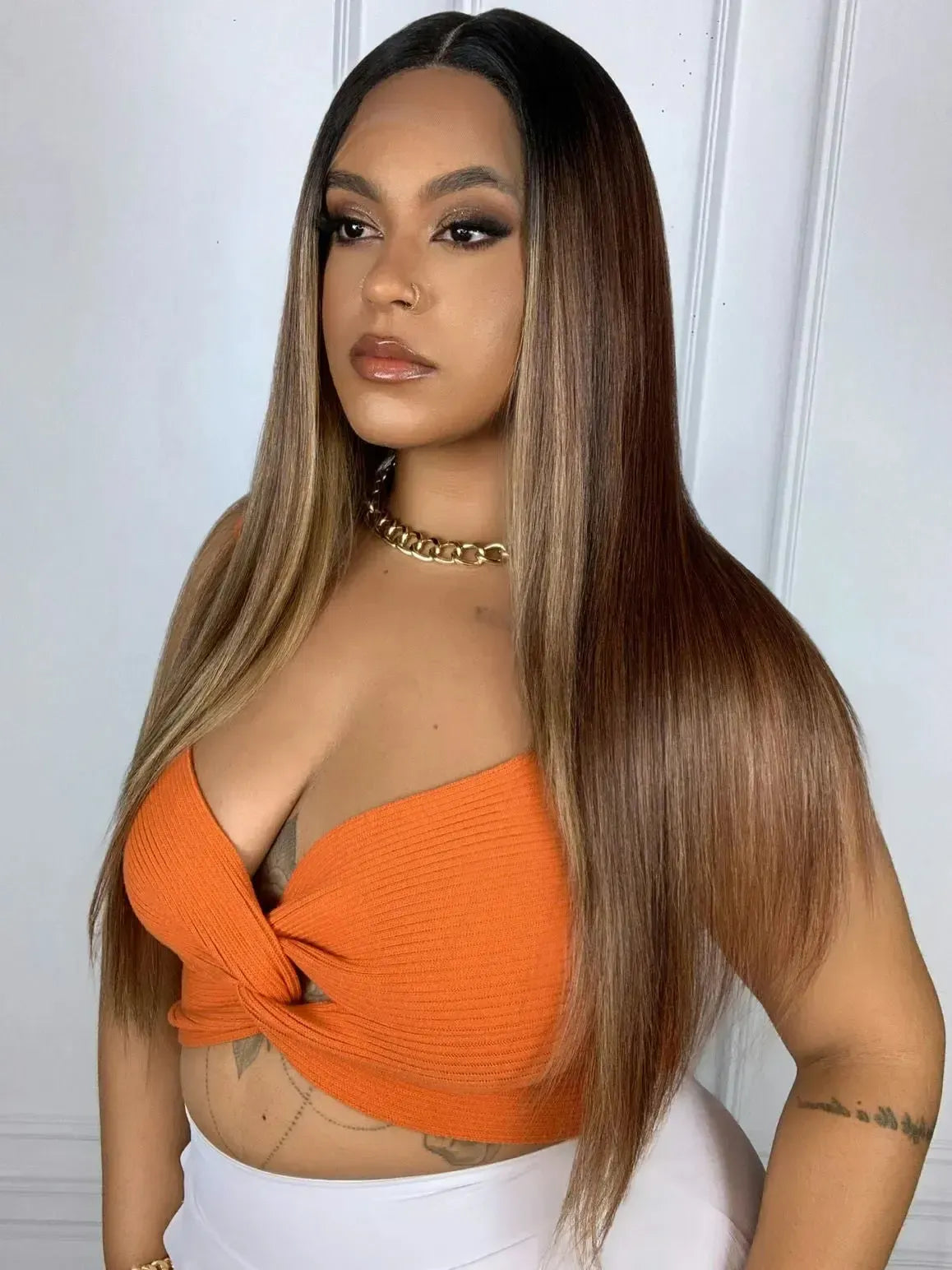 Lace Front HD Amanda Castanha Luzes Lisa 75cm