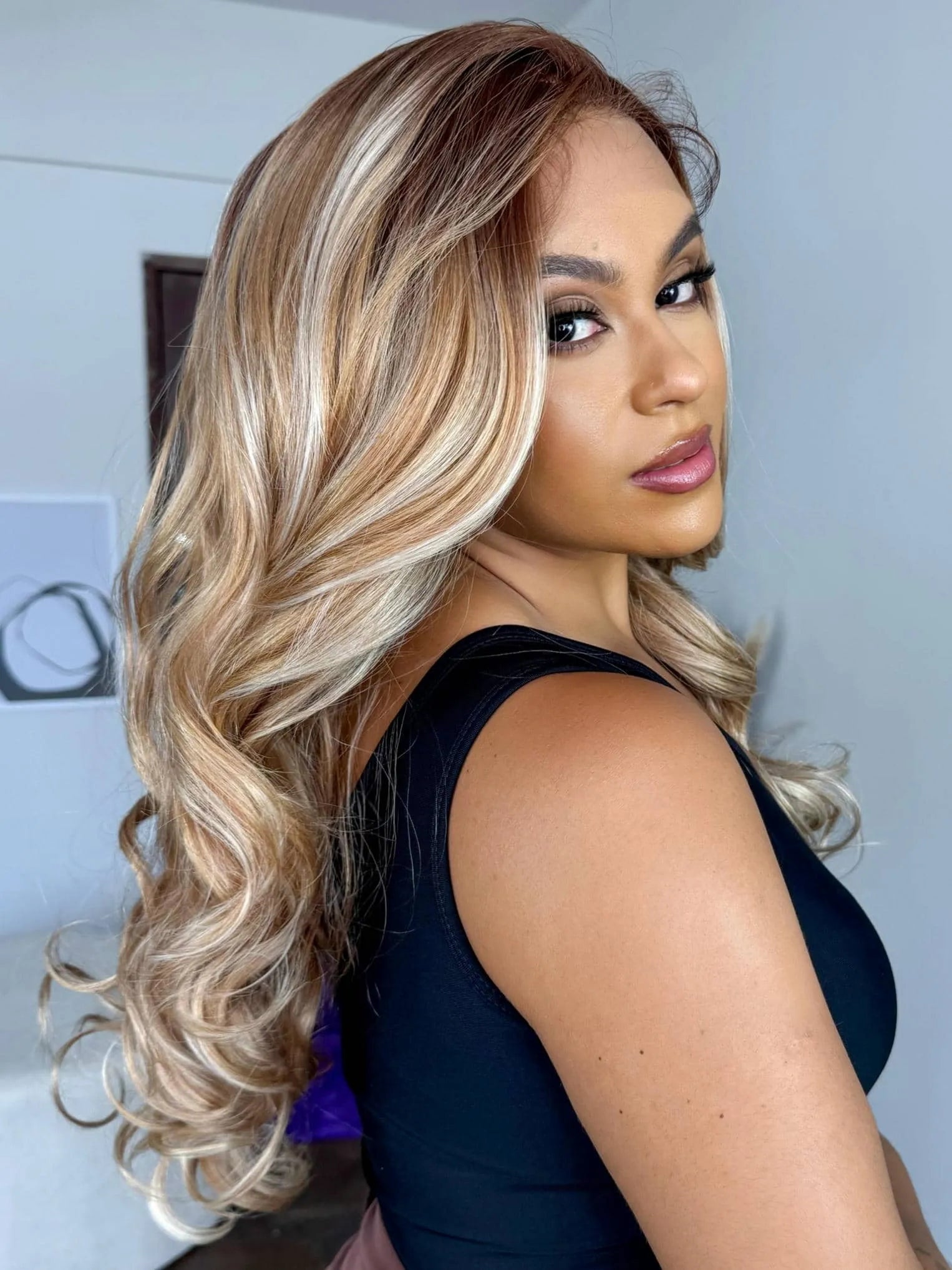 Lace Front HD Estrella Loira Ondulada - Repartição Livre 13x7