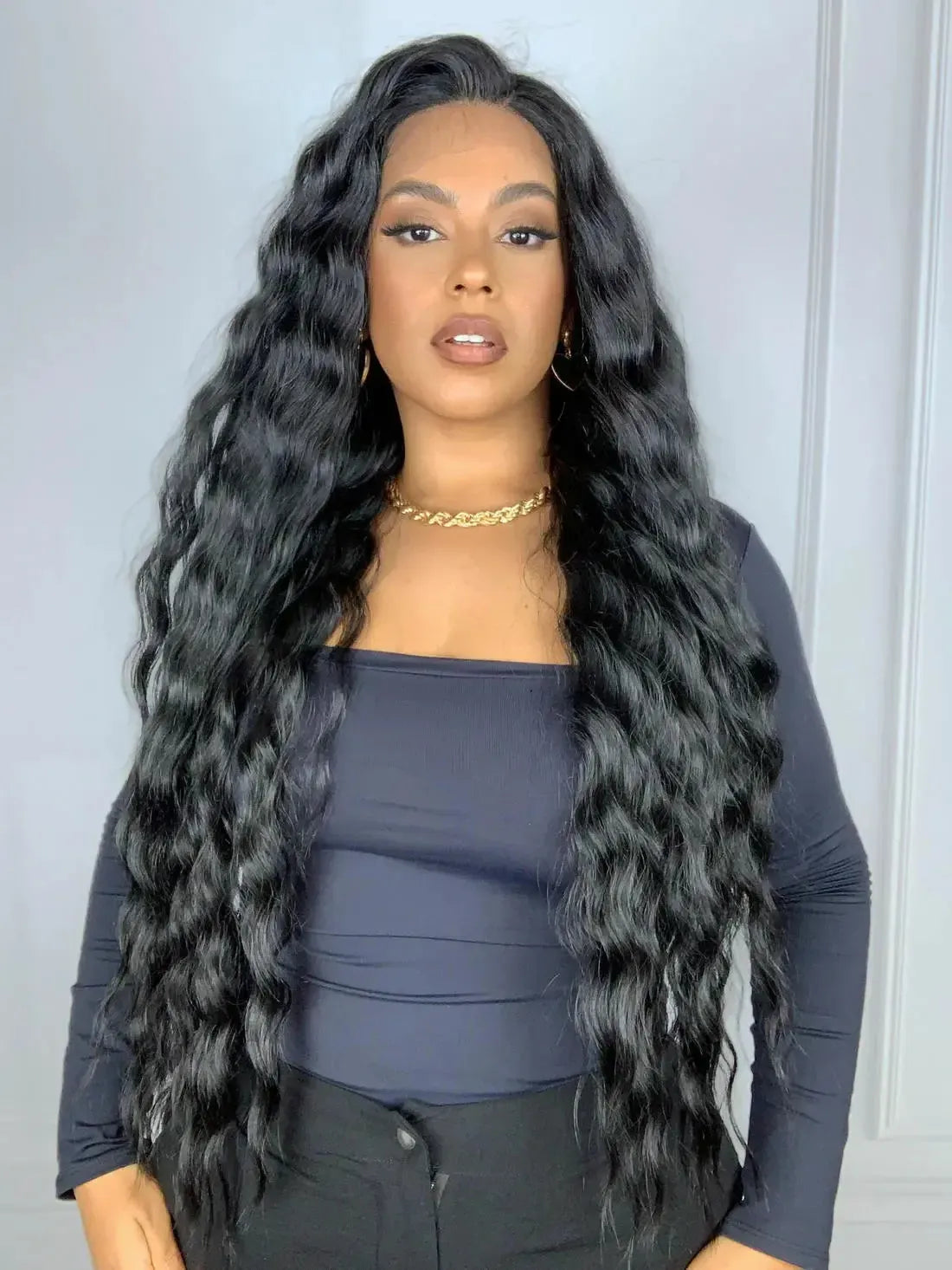 Lace Front HD Gianna Preta Ondulada - Repartição Livre 13x4