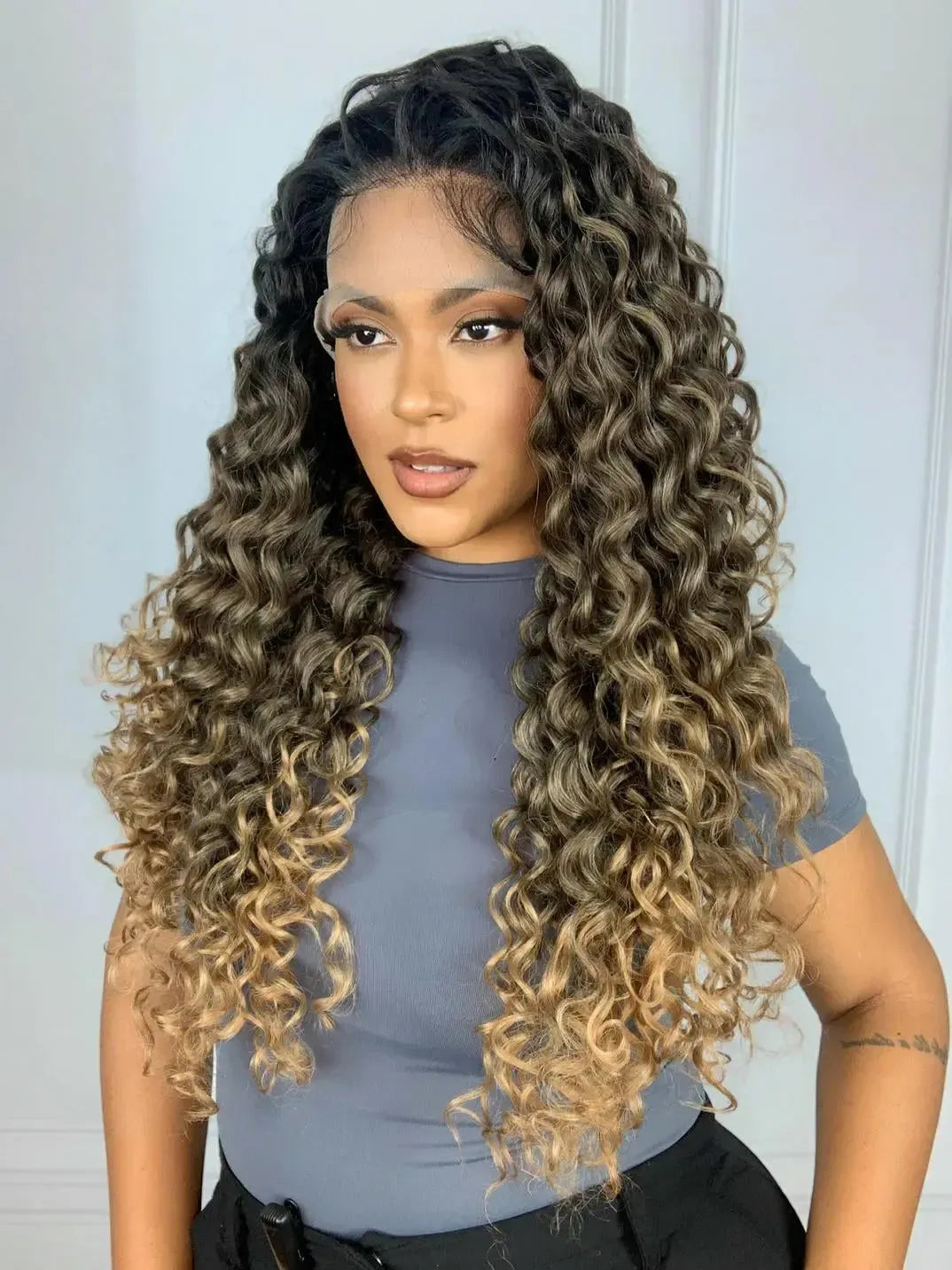 Lace Front HD Italia 4A/22 Castanha Loira Cacheada - Repartição Livre 13x4