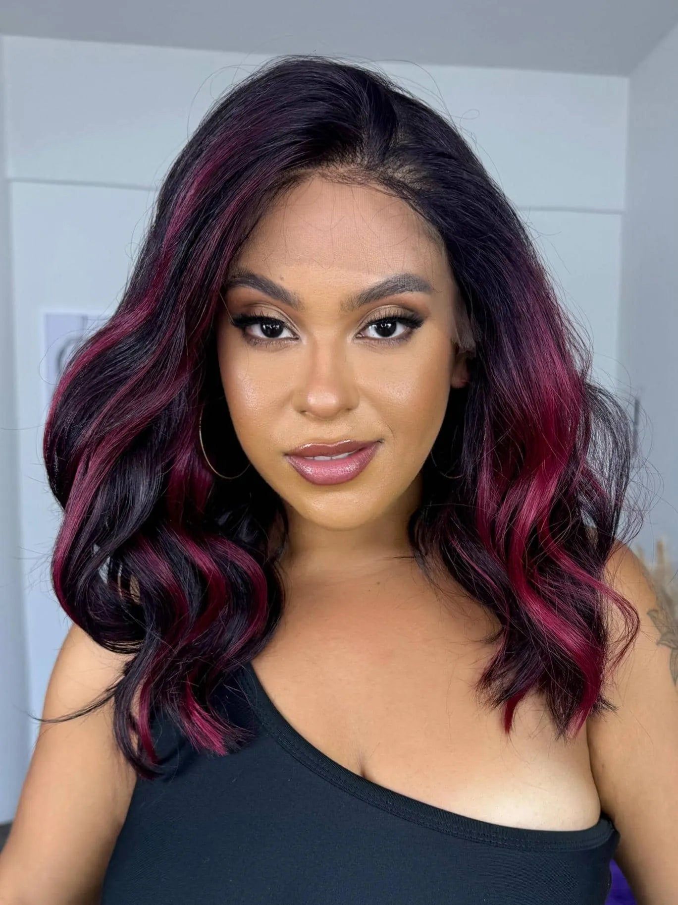 Lace Front HD Lilah Vermelha Mecha 99j Ondulada - Repartição Livre 13x7