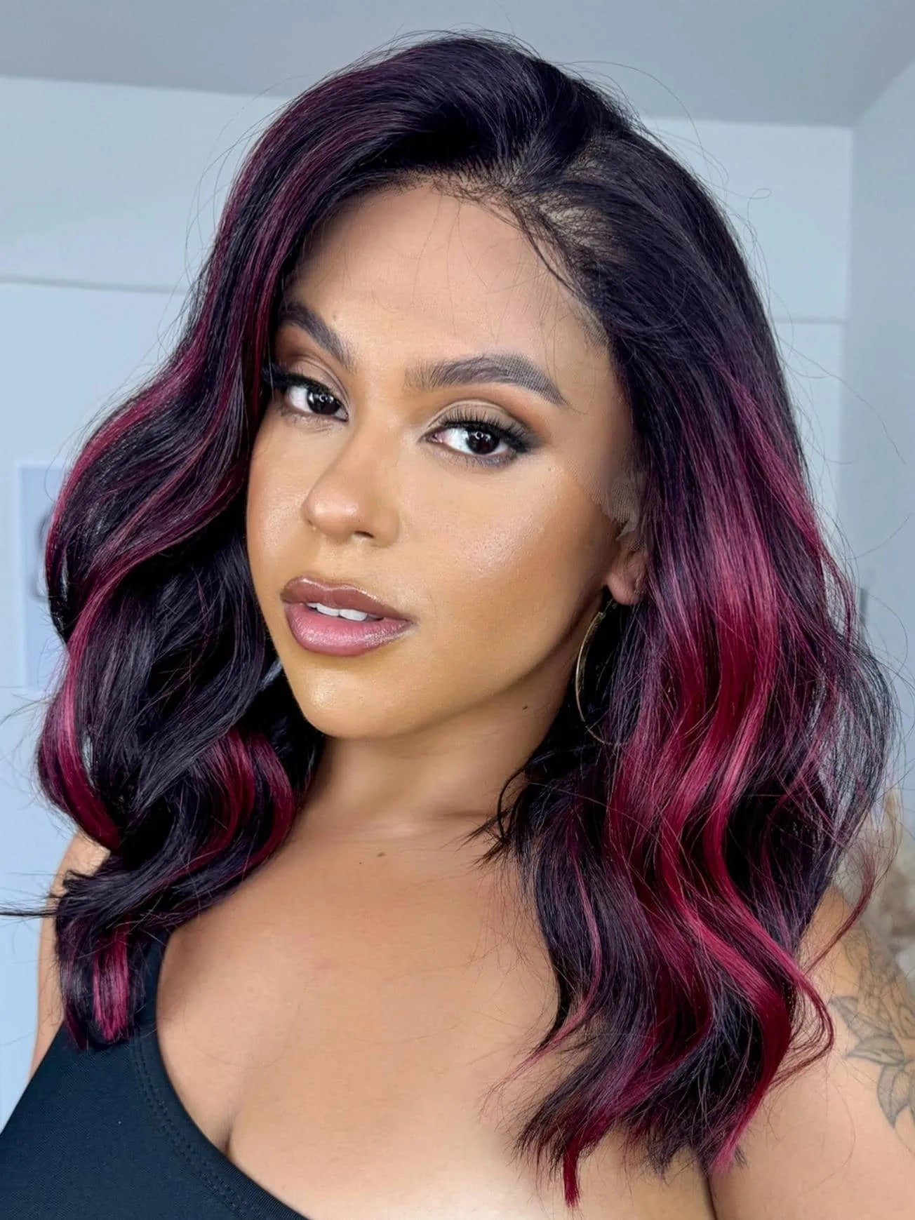 Lace Front HD Lilah Vermelha Mecha 99j Ondulada - Repartição Livre 13x7