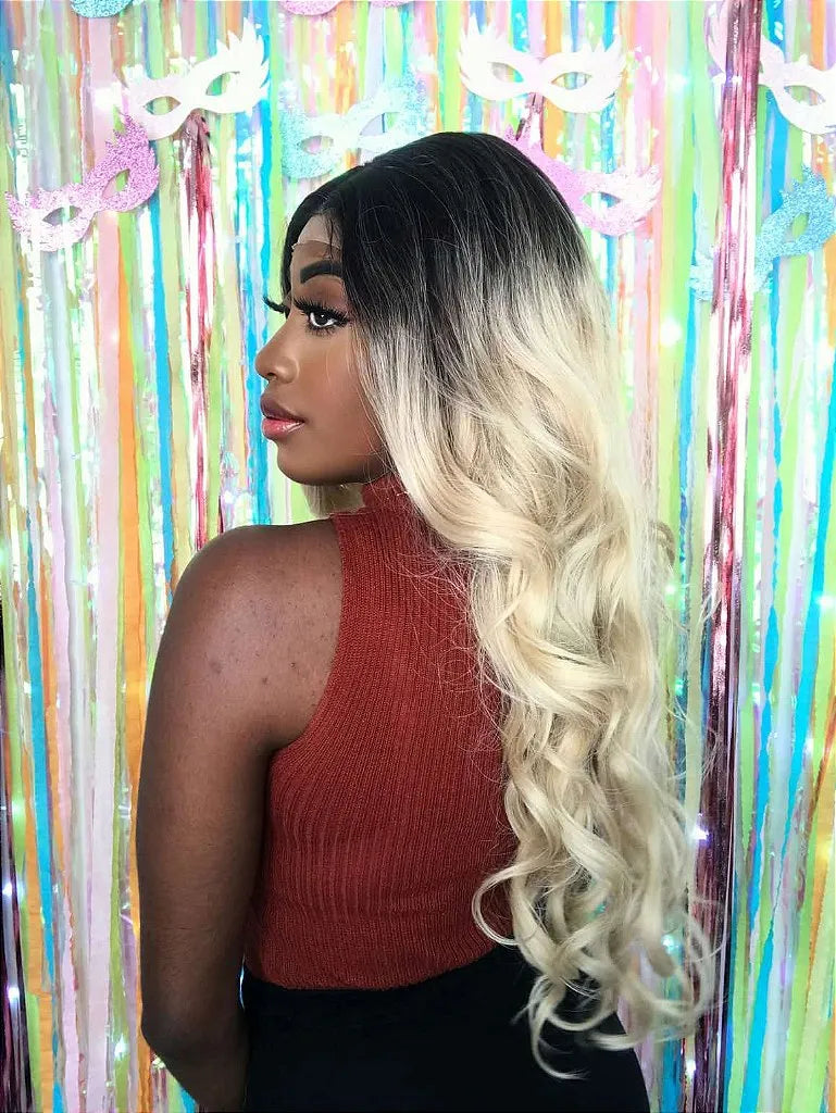 Lace Front Hara Andy Loira com Raiz Preta Ondulada