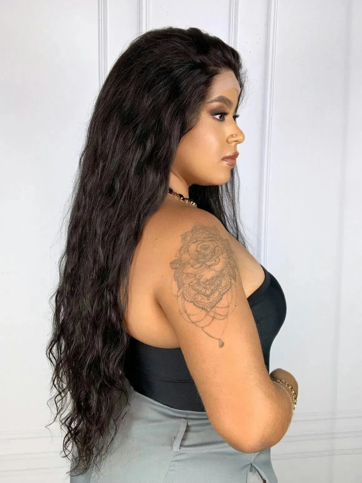 Lace Front Humana Antonella Preta Ondulada - Repartição Livre 13x6