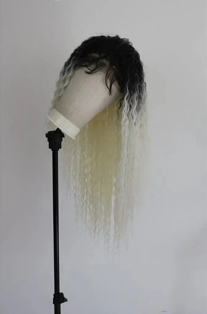 Lace Front MOGLWBR32 Brazilian Wave Bobbi Boss Human Hair Blend Loira Platinada com Raiz Escura 85cm - Repartição Livre