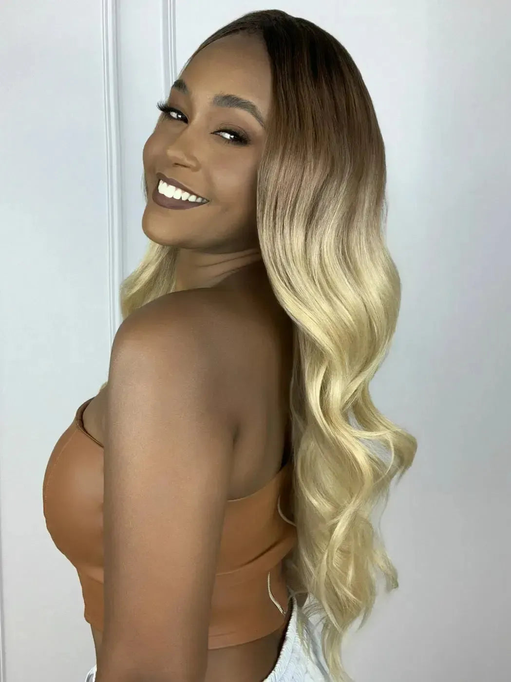 Lace Front Mary OP Blonde Loira Colors 70cm