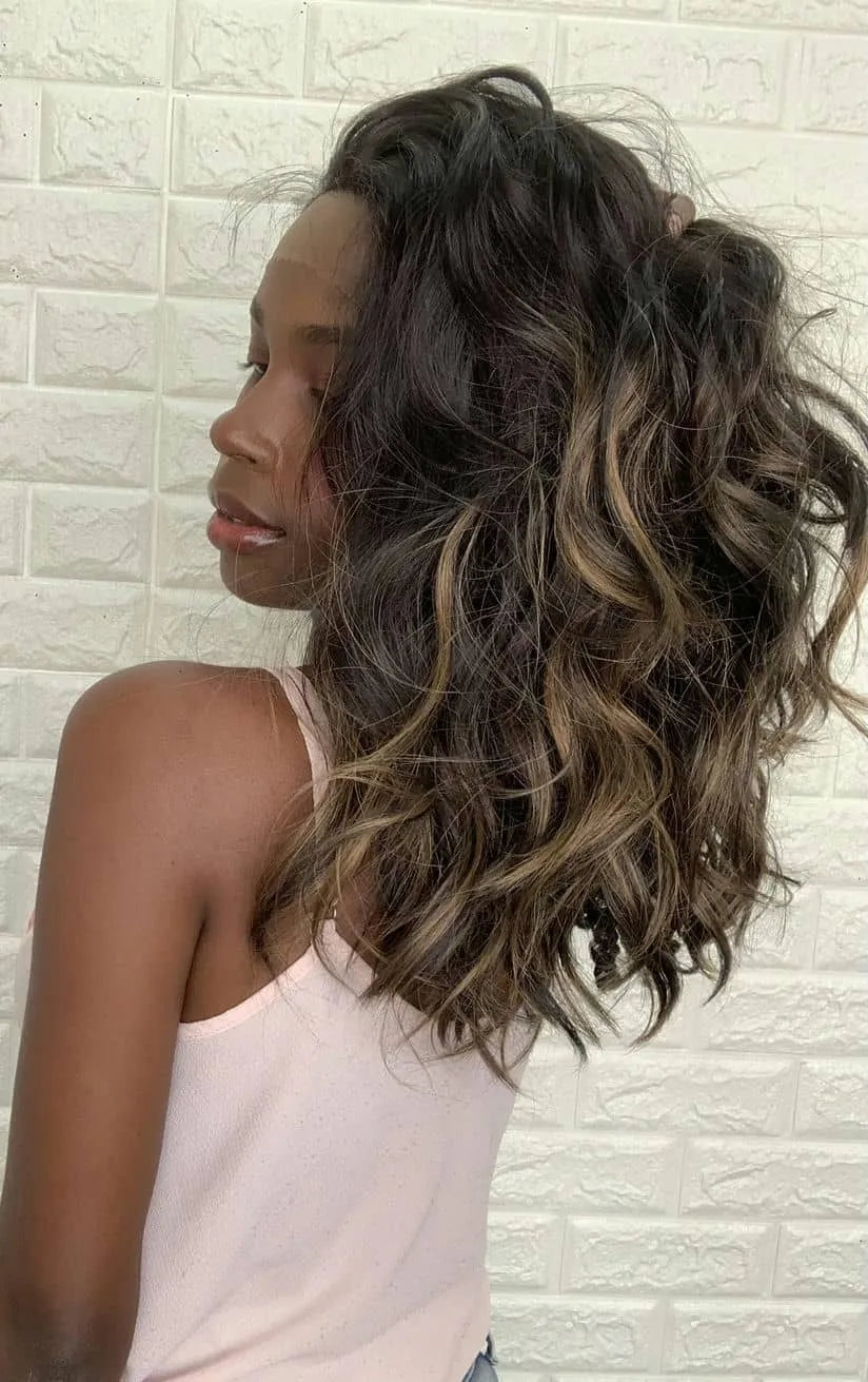 Lace Front Nely Castanho Escuro com Luzes Ondulada
