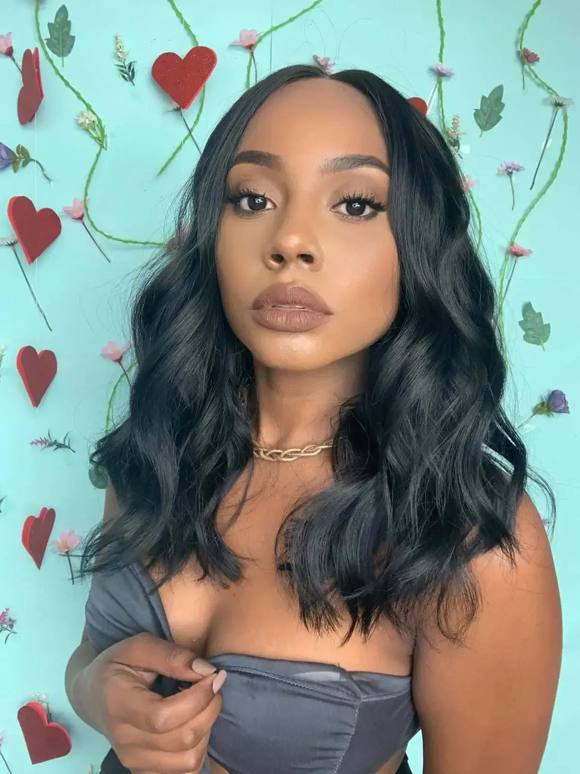 Lace Front Nely Preta Ondulada