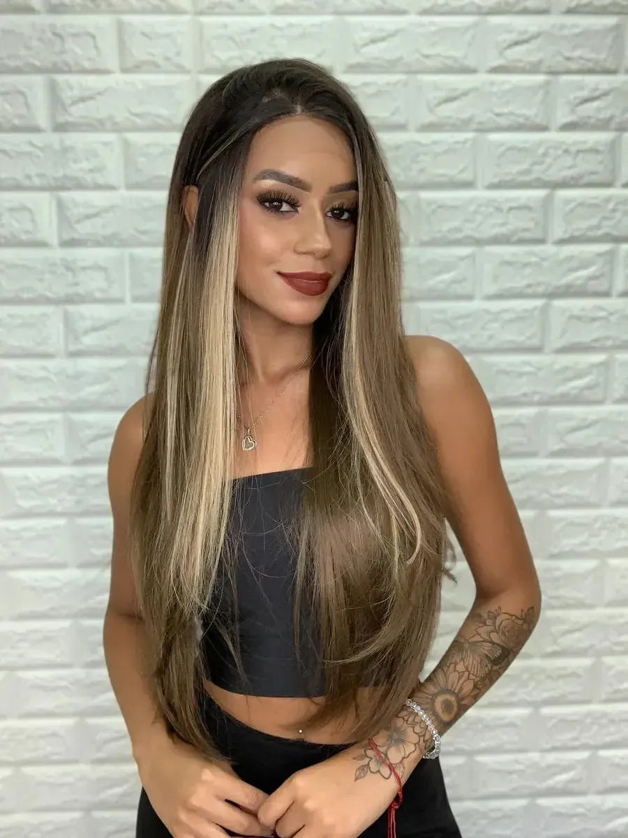 Lace Front Tela HD Diamante Castanho Raiz Luzes 26J Ondulada - Repartição Livre 13x2