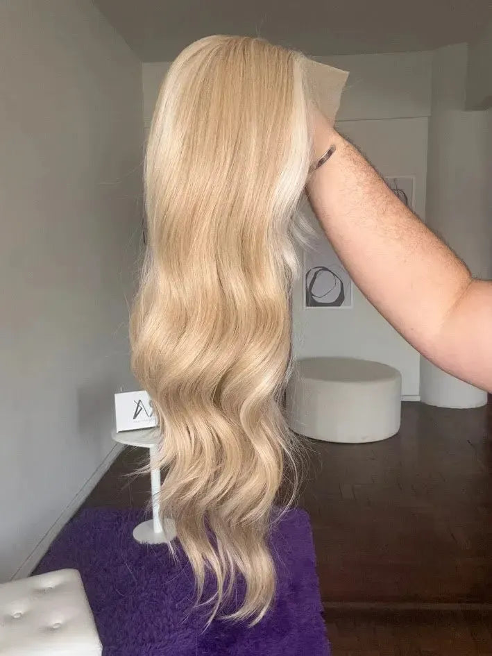 Lace Front Tela HD Loira Repartição Livre 13x6 Peça Única 031