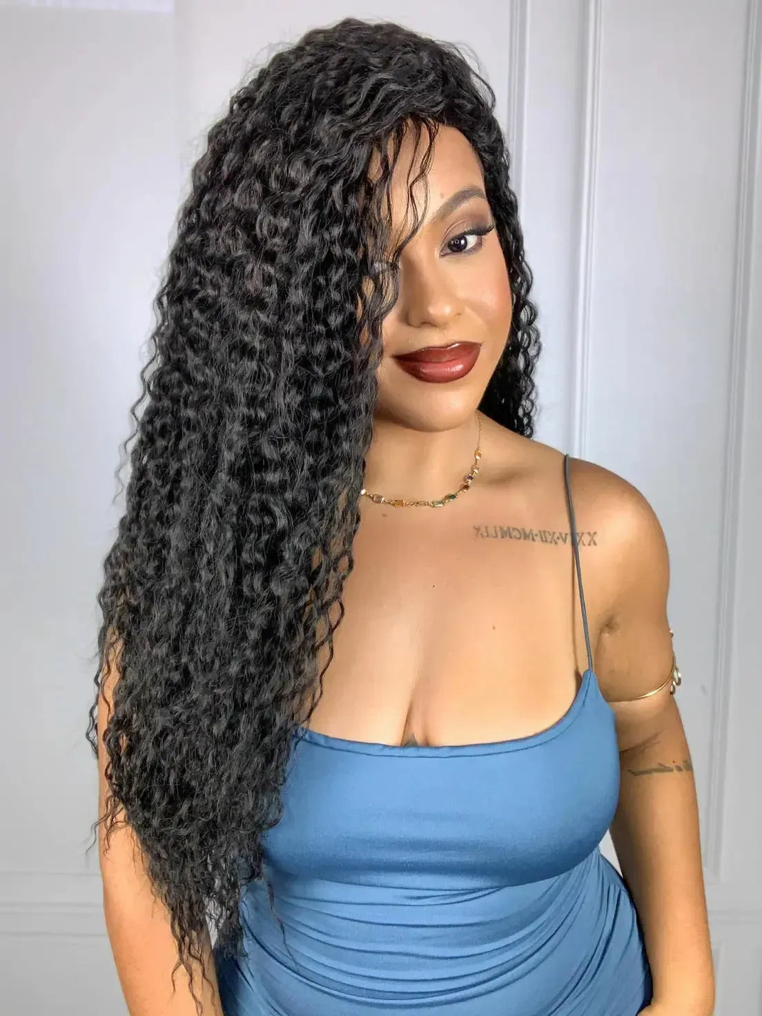 Peruca Silvia Castanho Escuro Cacheada (Bio Fibra)