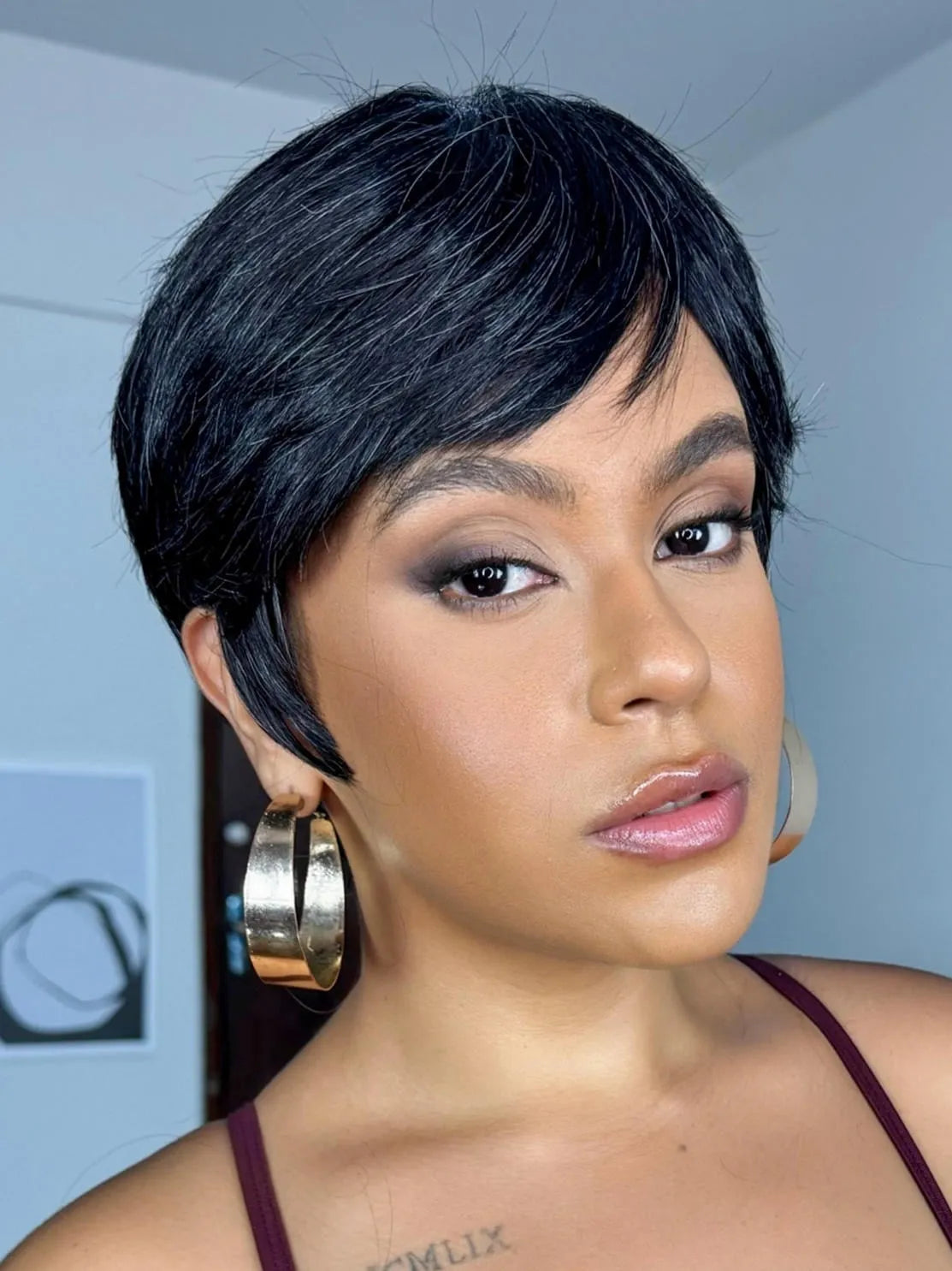 Peruca Wig Daniela Castanho Luzes Grisalhas