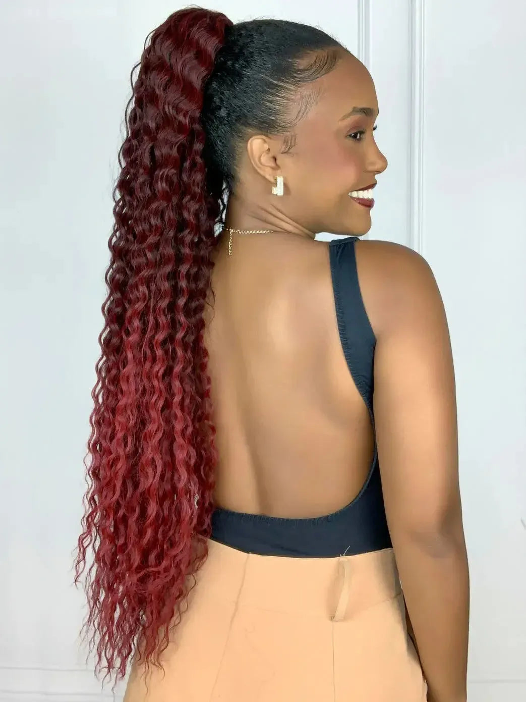 Rabo de Cavalo Devine Cacheado Vermelho - Premium