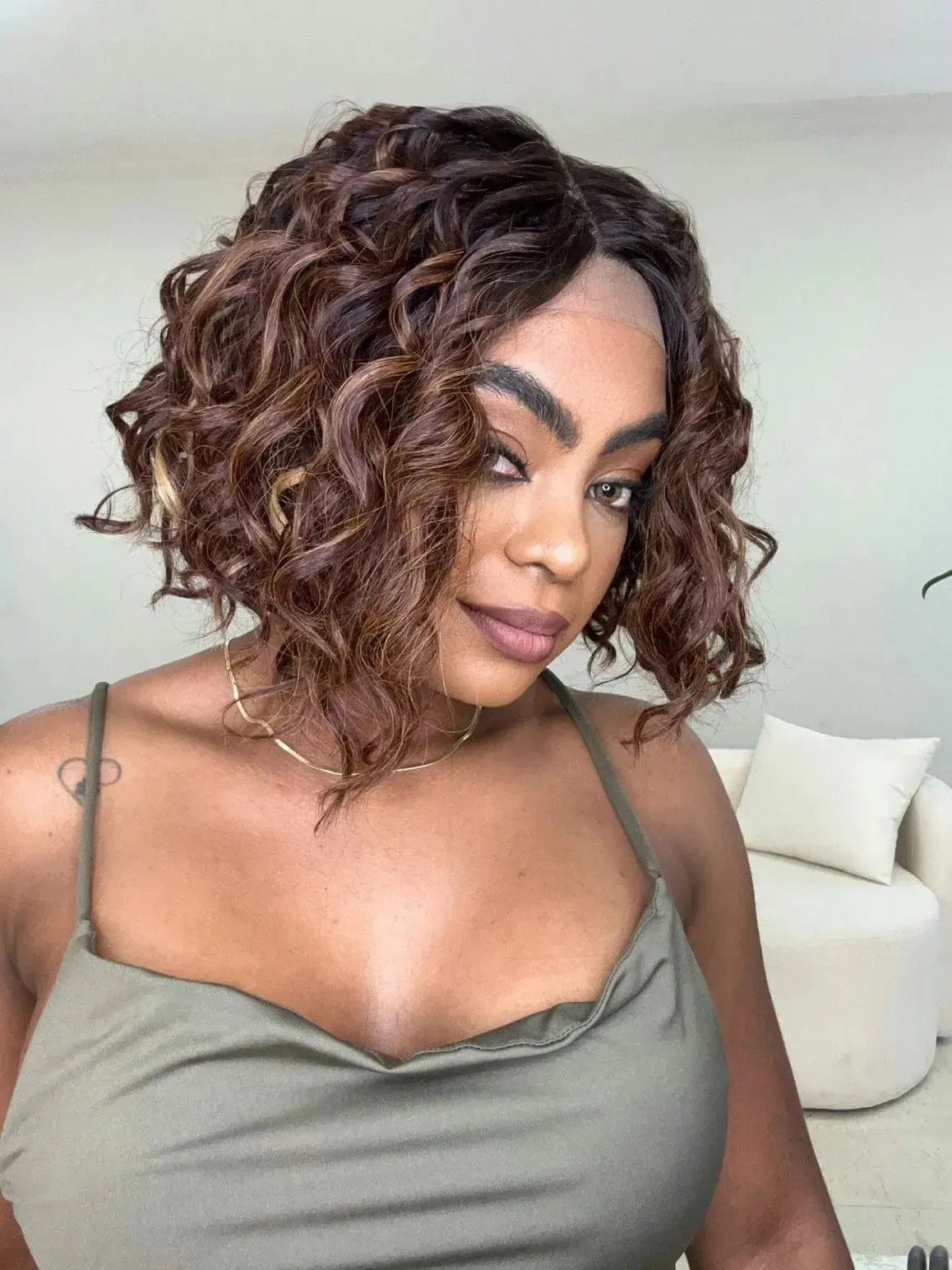 Lace Front Babi Castanho com Luzes Cacheada Ondulada