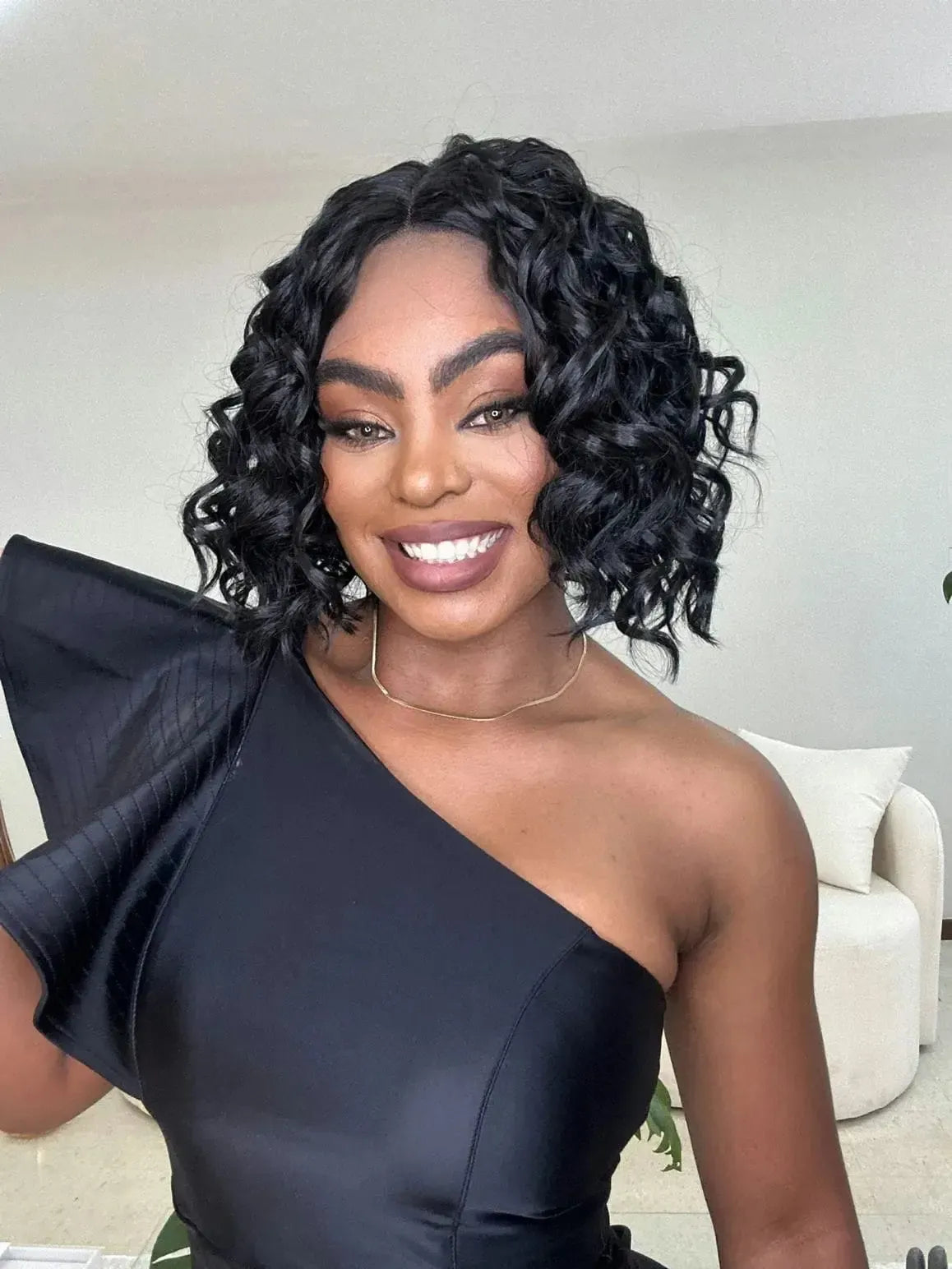 Lace Front Babi Preta Ondulada Cacheada