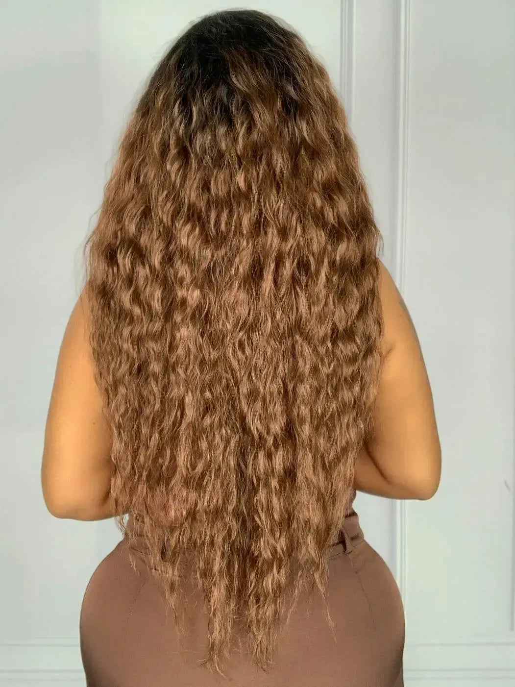 Lace Front Beth Castanho Raiz Preta - Repartição Livre 13x4