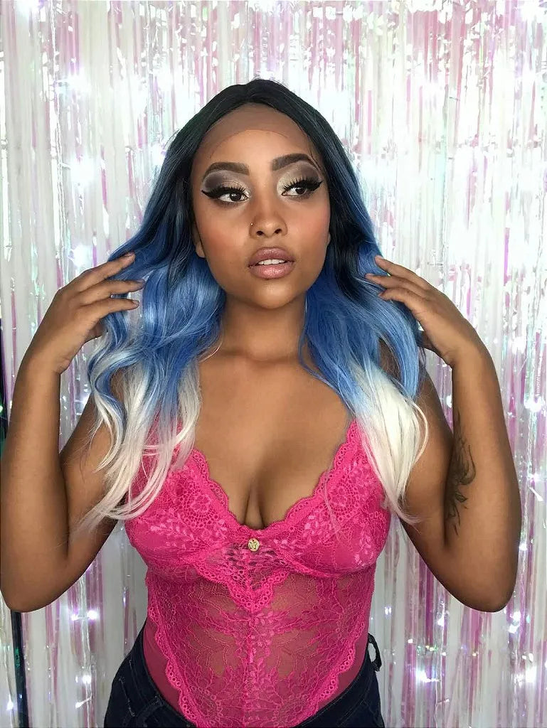 Lace Front Billie Azul Pontas Brancas Raiz Preta Ondulada 60cm - Repartição Livre 13x1.5