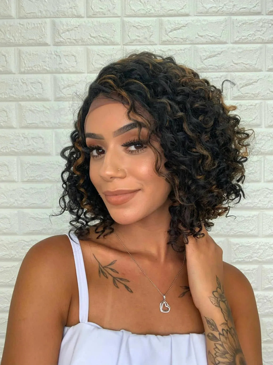 Lace Front Bio Fibra Cacheada Rapunzel Preta com Luzes