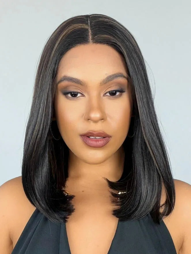 Lace Front Clelia Castanho com Luzes