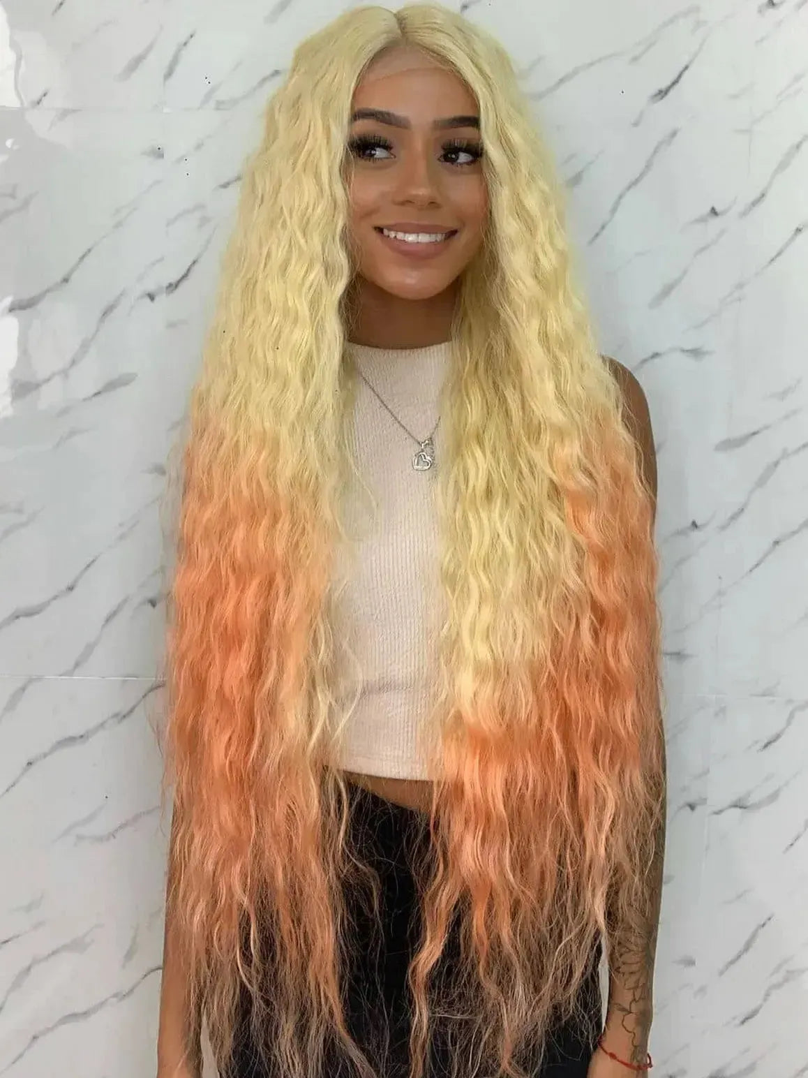 Lace Front Emilia Loira Pontas Laranjas