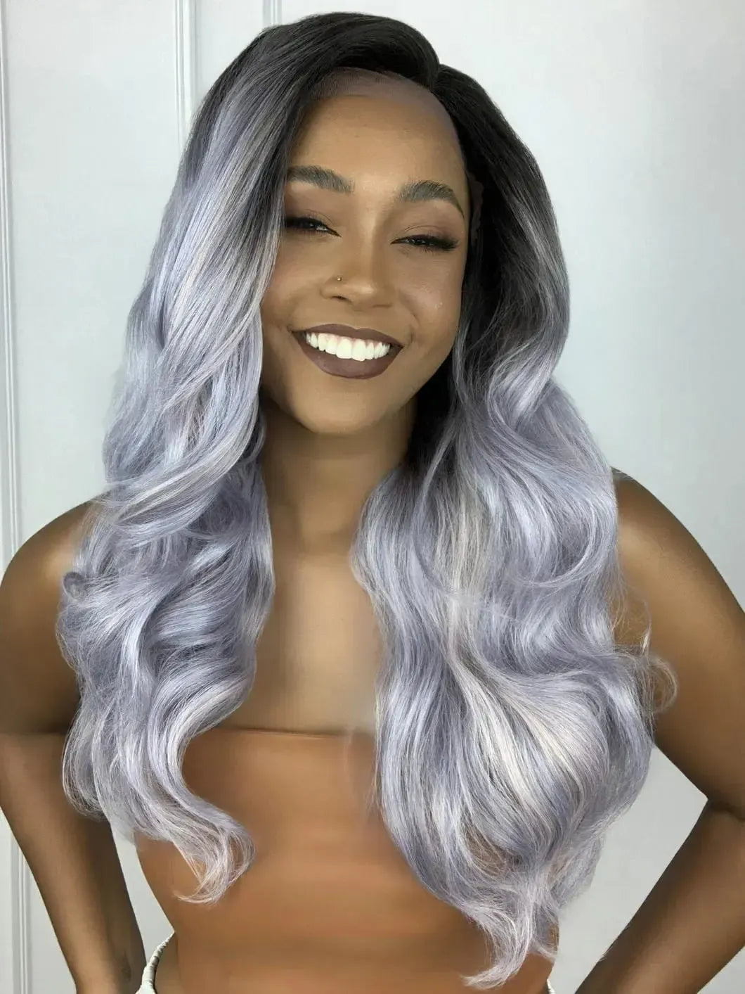 Lace Front Erica CBB Roxo Cores Raiz Escura Ondulada 70cm