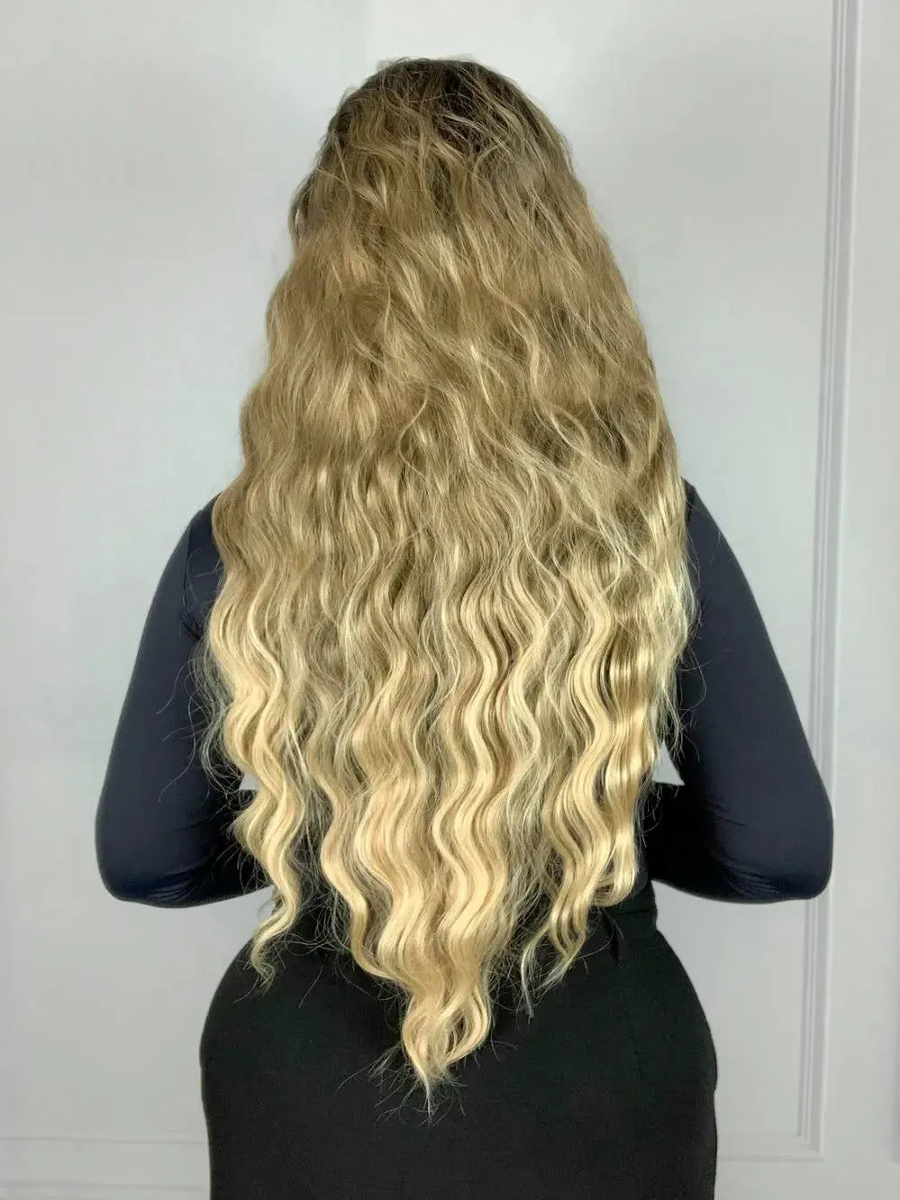 Lace Front HD Doris Loira Ondulada - Repartição Livre 13x6