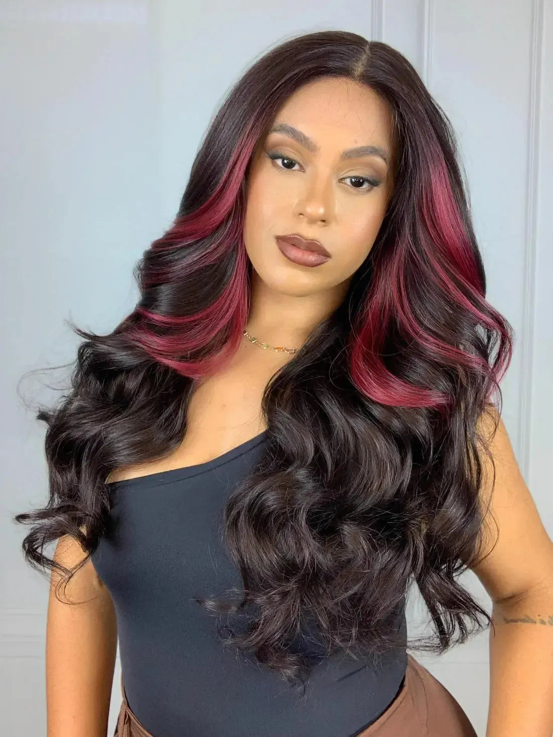 Lace Front HD Estrella Castanho com Mechas Ondulada - Repartição Livre 13x7