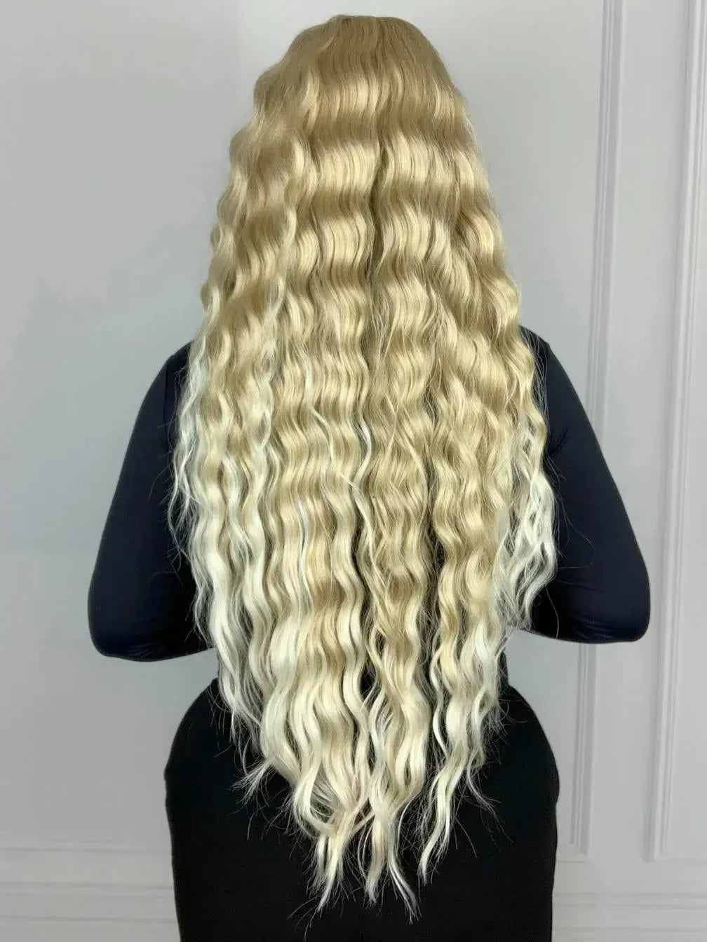 Lace Front HD Gianna Loira Ondulada - Repartição Livre 13x4