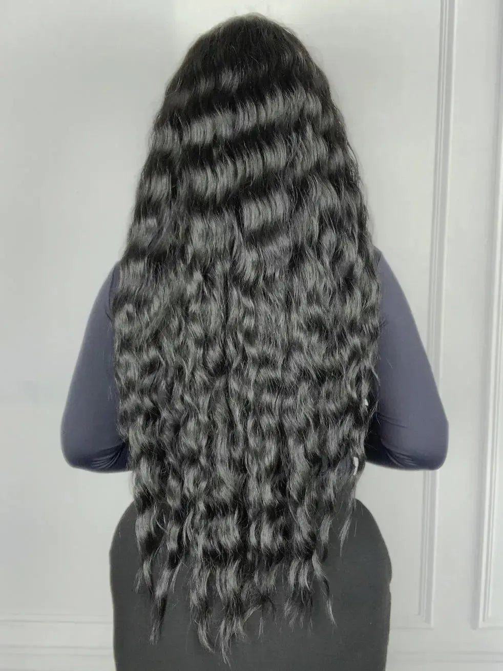 Lace Front HD Gianna Preta Ondulada - Repartição Livre 13x4