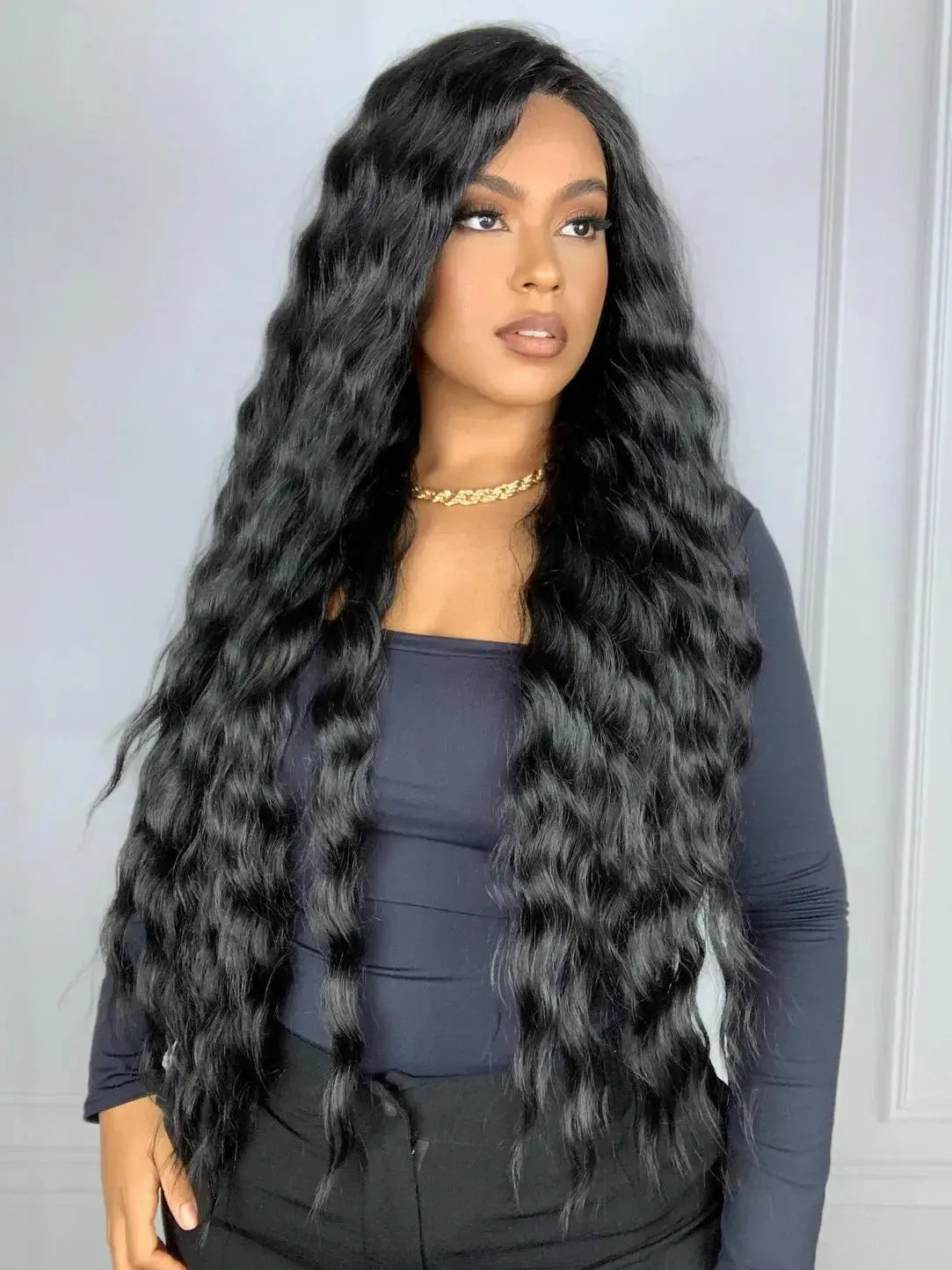 Lace Front HD Gianna Preta Ondulada - Repartição Livre 13x4
