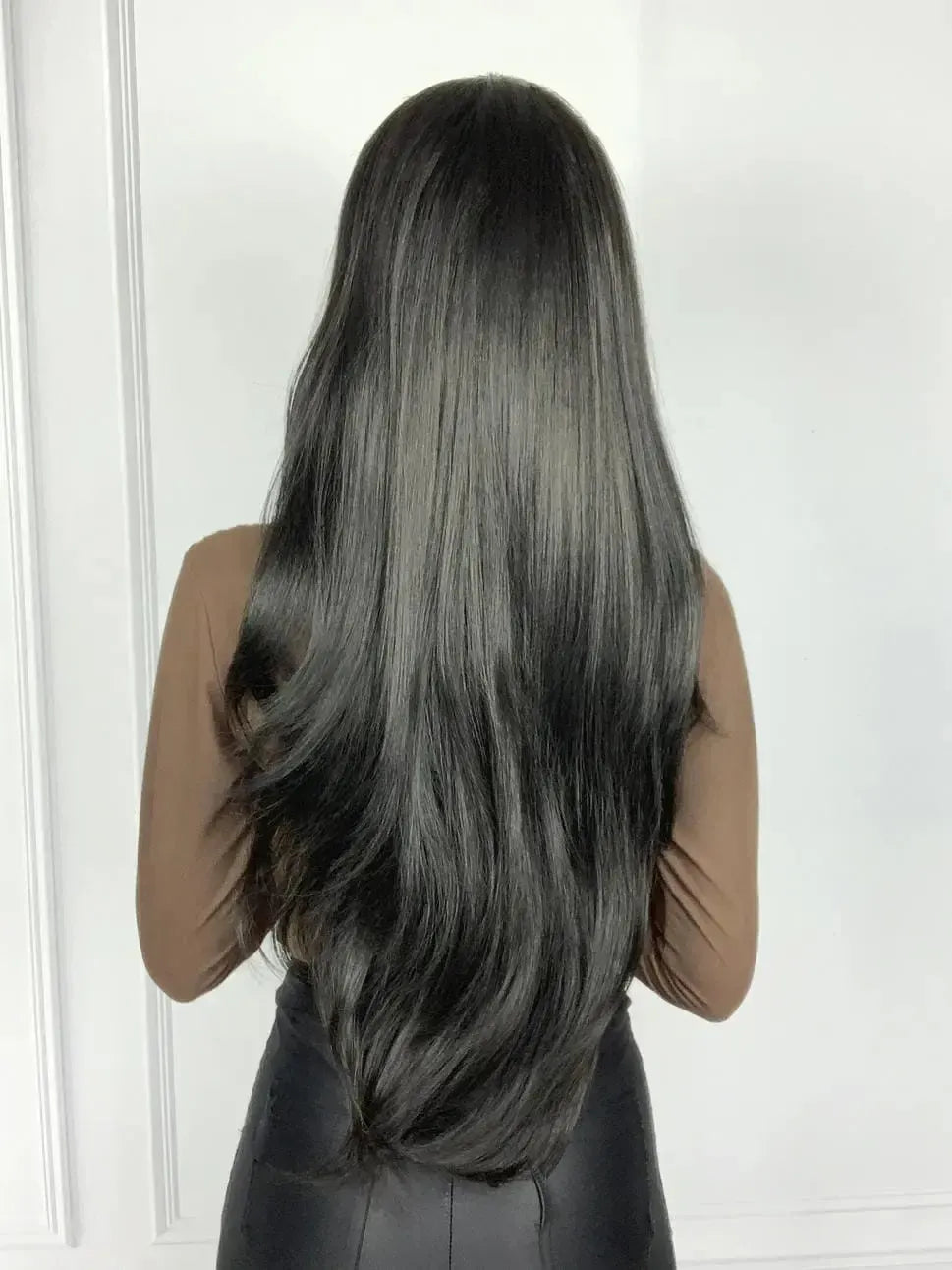 Lace Front Helena Castanho Escuro Ondulada 75cm - Repartição Livre 13x4