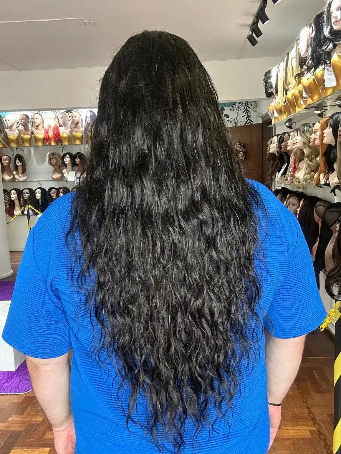 Lace Front Humana Antonella Preta Ondulada - Repartição Livre 13x6