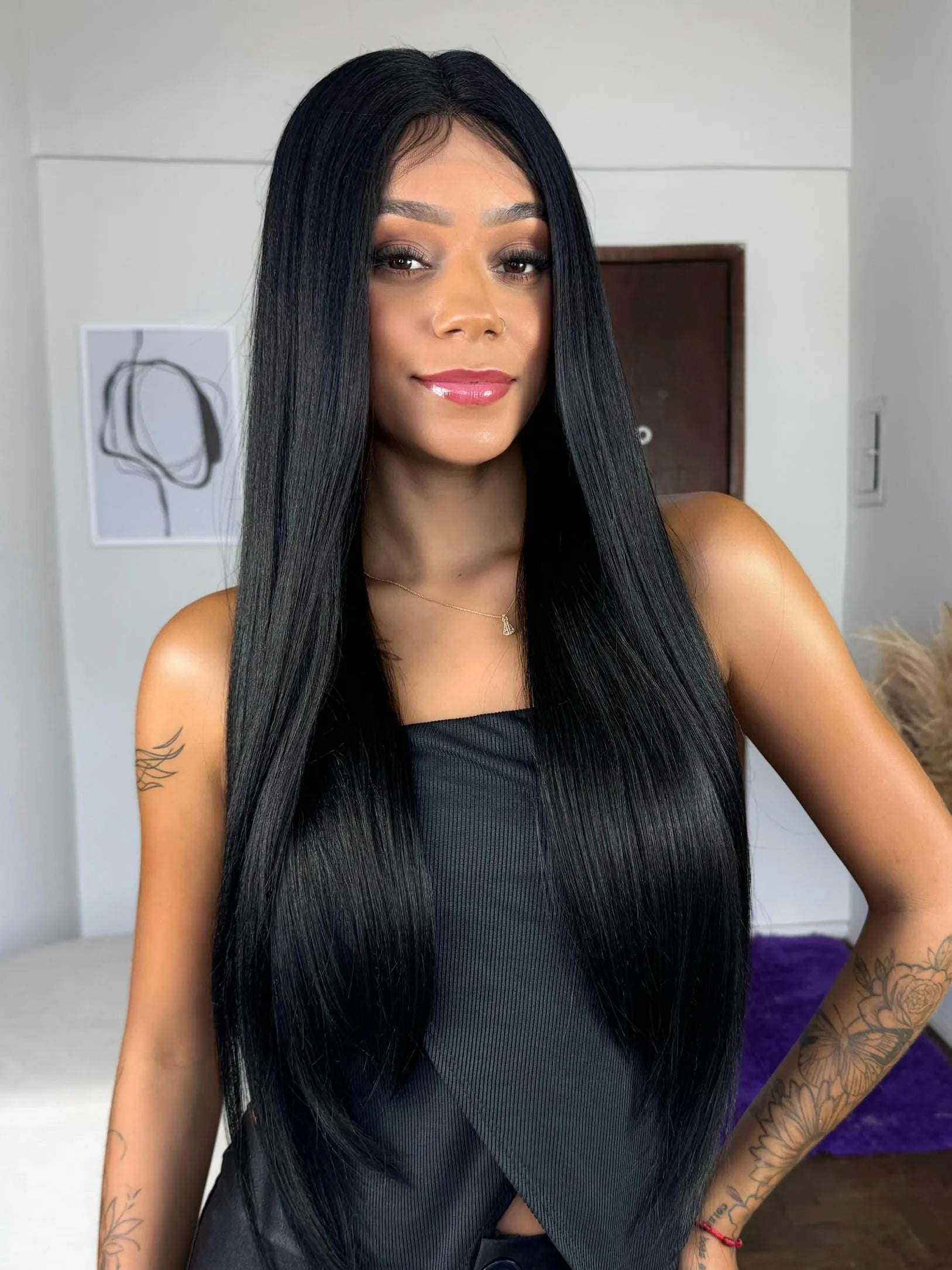 Lace Front Laila Preta Lisa (Premium)