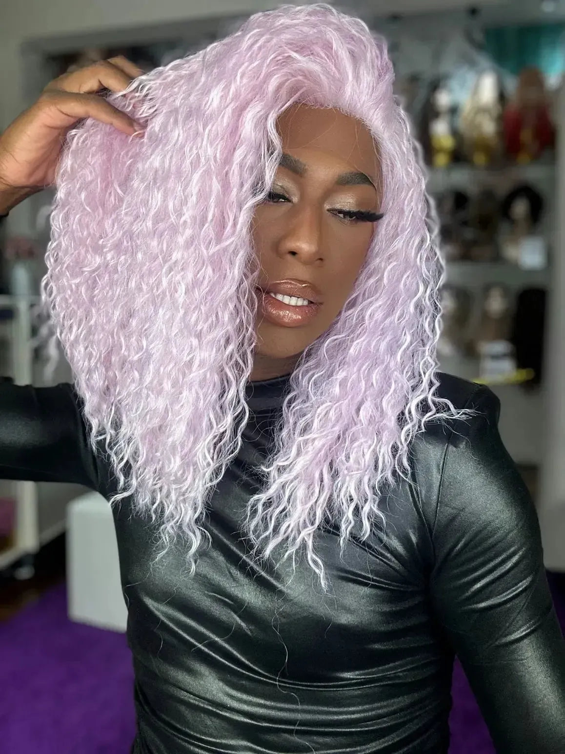 Lace Front Lavanda Missouri Cacheada Roxa - It's a Wig (Gringa)