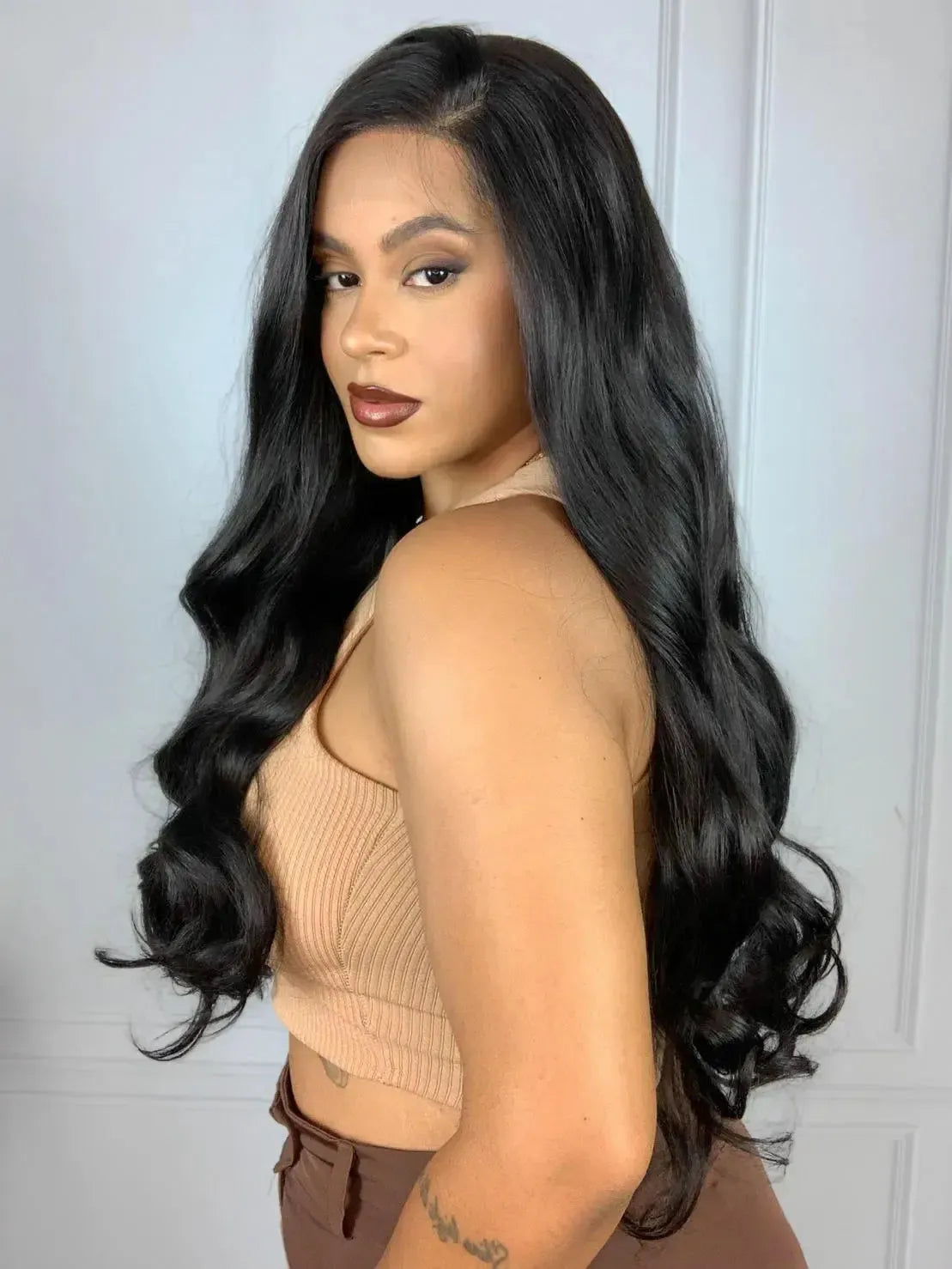 Lace Front Nathalia Castanho Escuro Ondulada - Repartição Livre 13x3