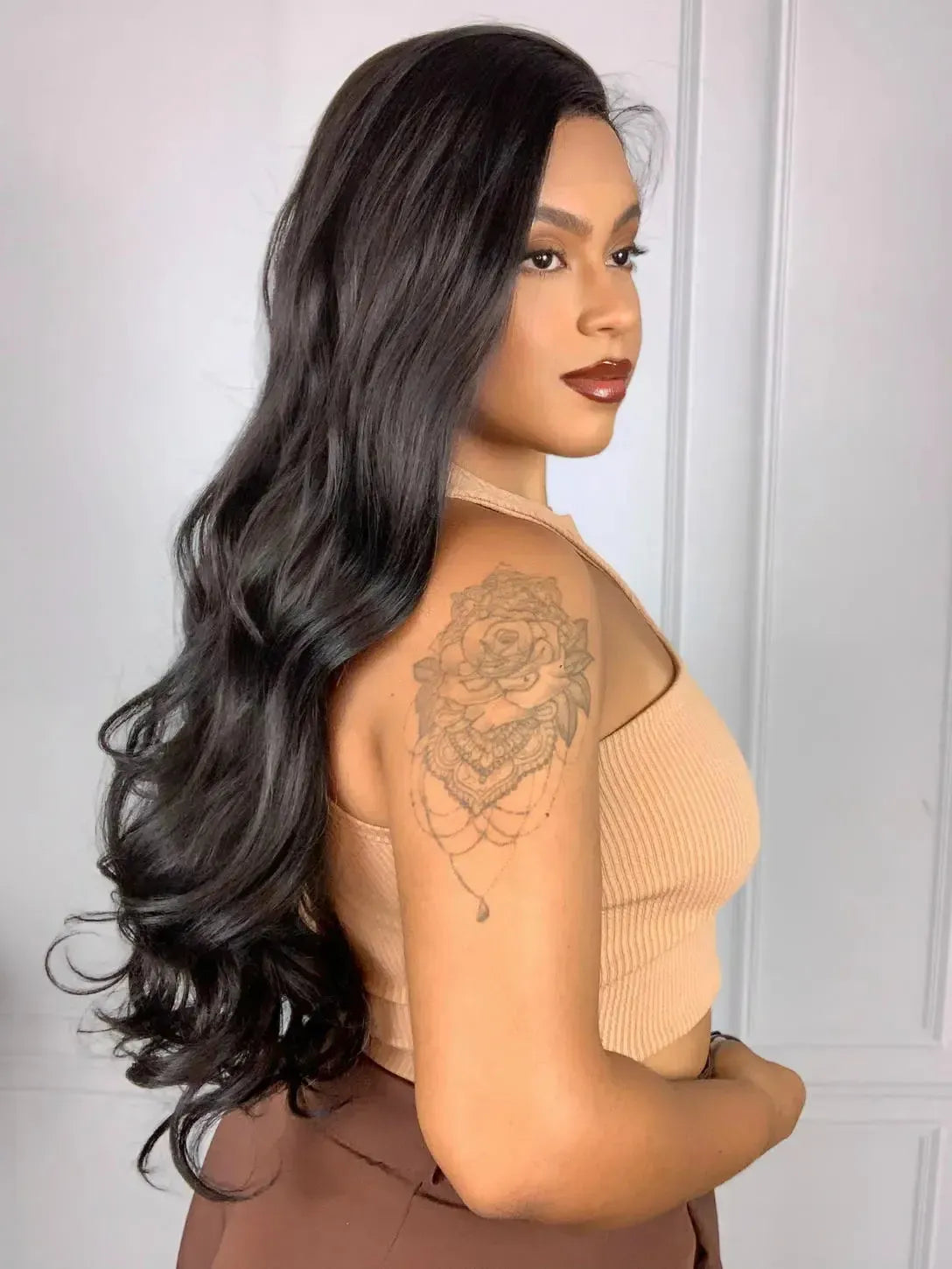 Lace Front Nathalia Castanho Escuro Ondulada - Repartição Livre 13x3