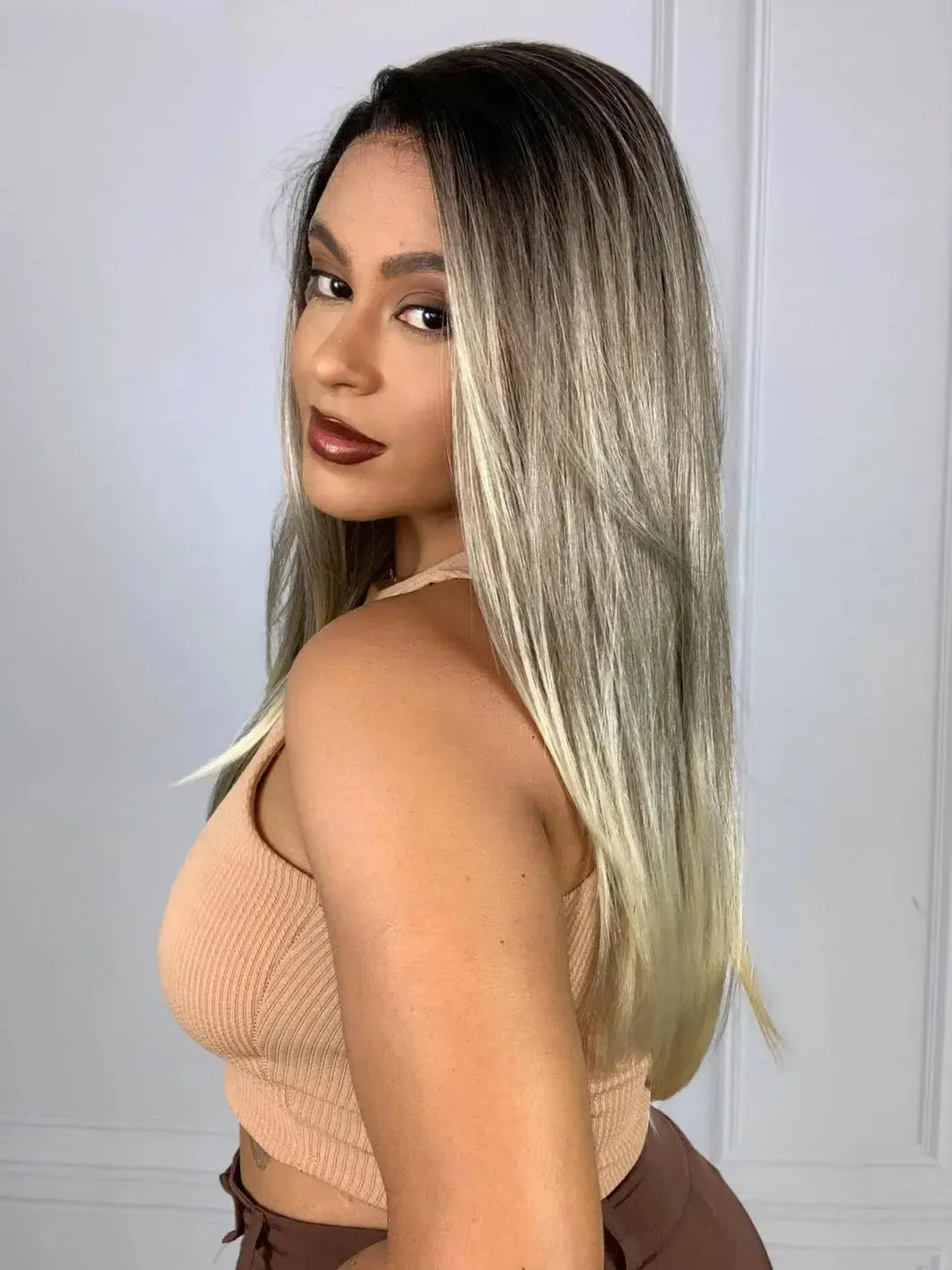 Lace Front Sonia Tela HD Loira 10/22 - Repartição Livre 13x6