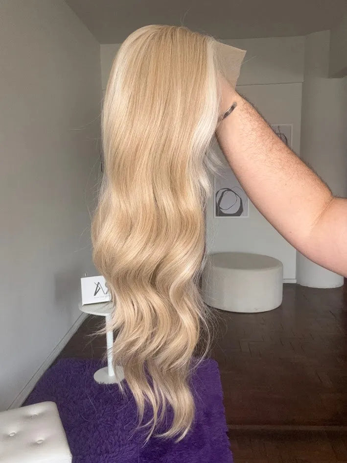 Lace Front Tela HD Fabiana Loira Repartição Livre 13x6