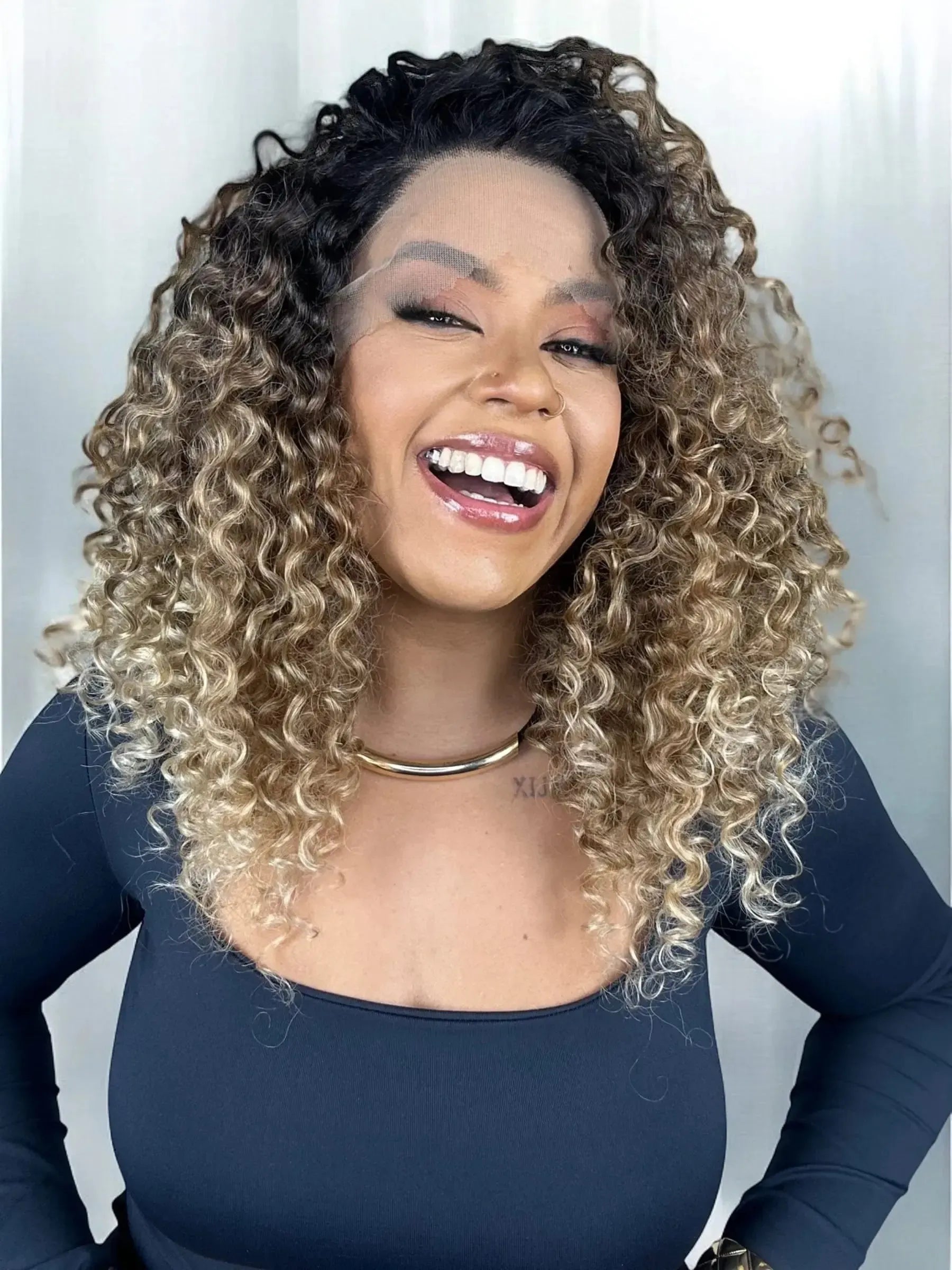 Lace Front Tela HD Valeria Loira Cacheada Repartição Livre 13x4