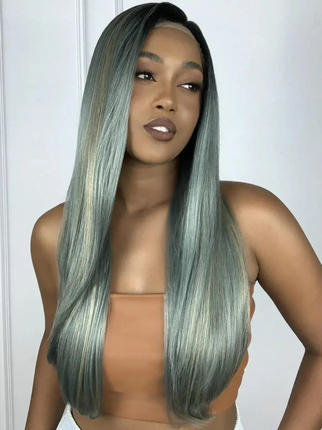 Lace Front Topee Cinza com Mechas 70cm