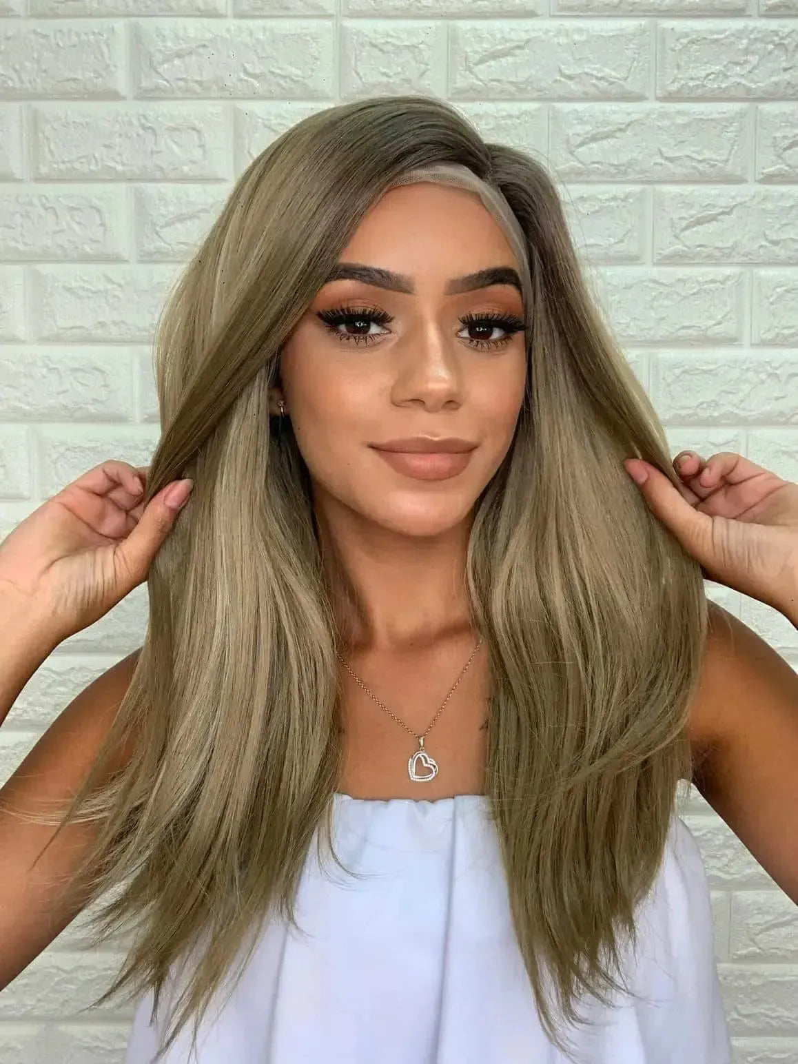 Lace Front Yaeko Loira