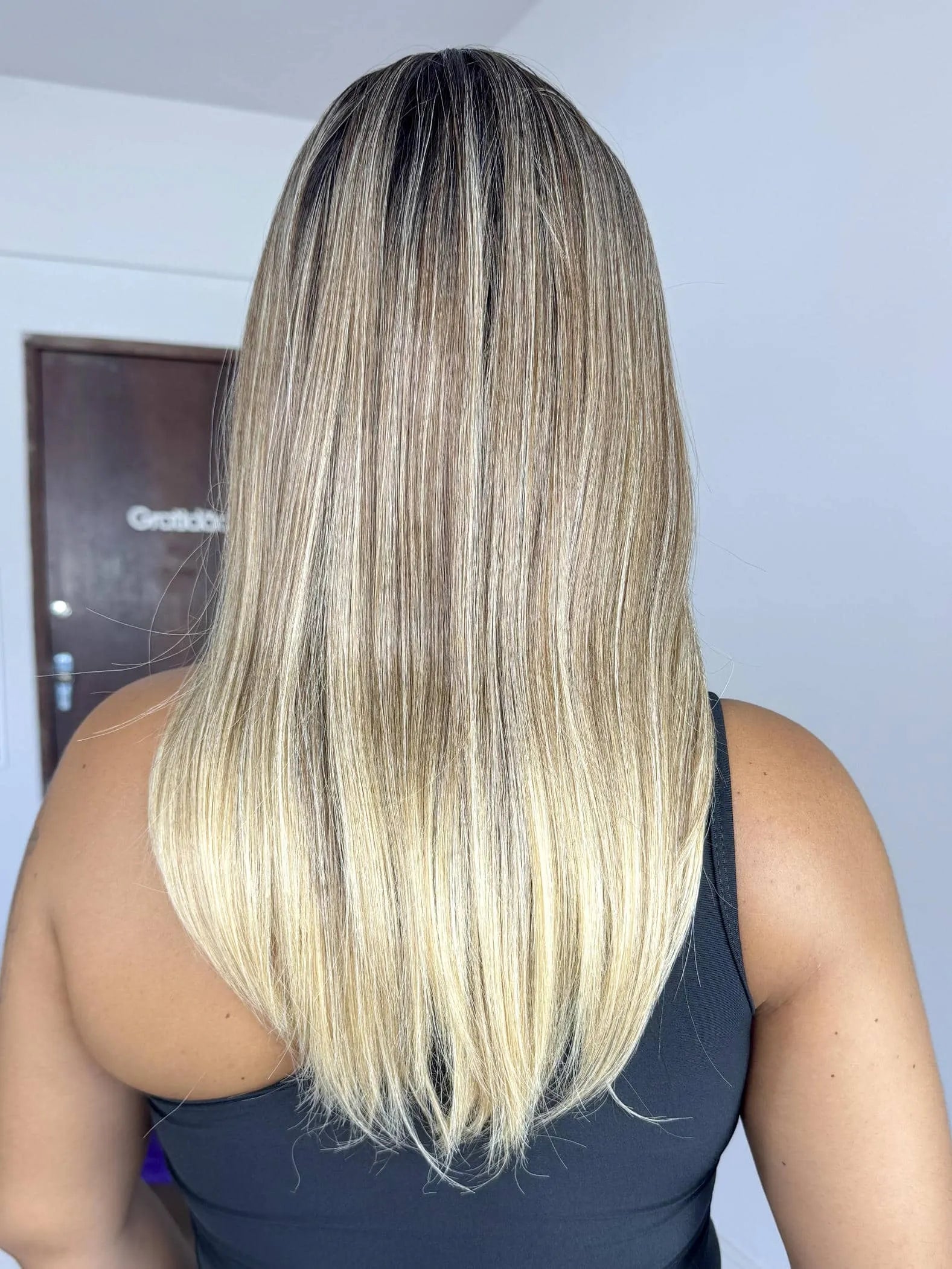Peruca Isa Loira com Franja (Premium)
