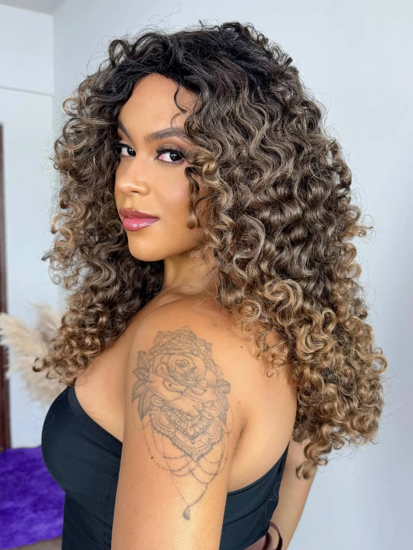 Peruca Portia Castanho 8/30 Cacheada