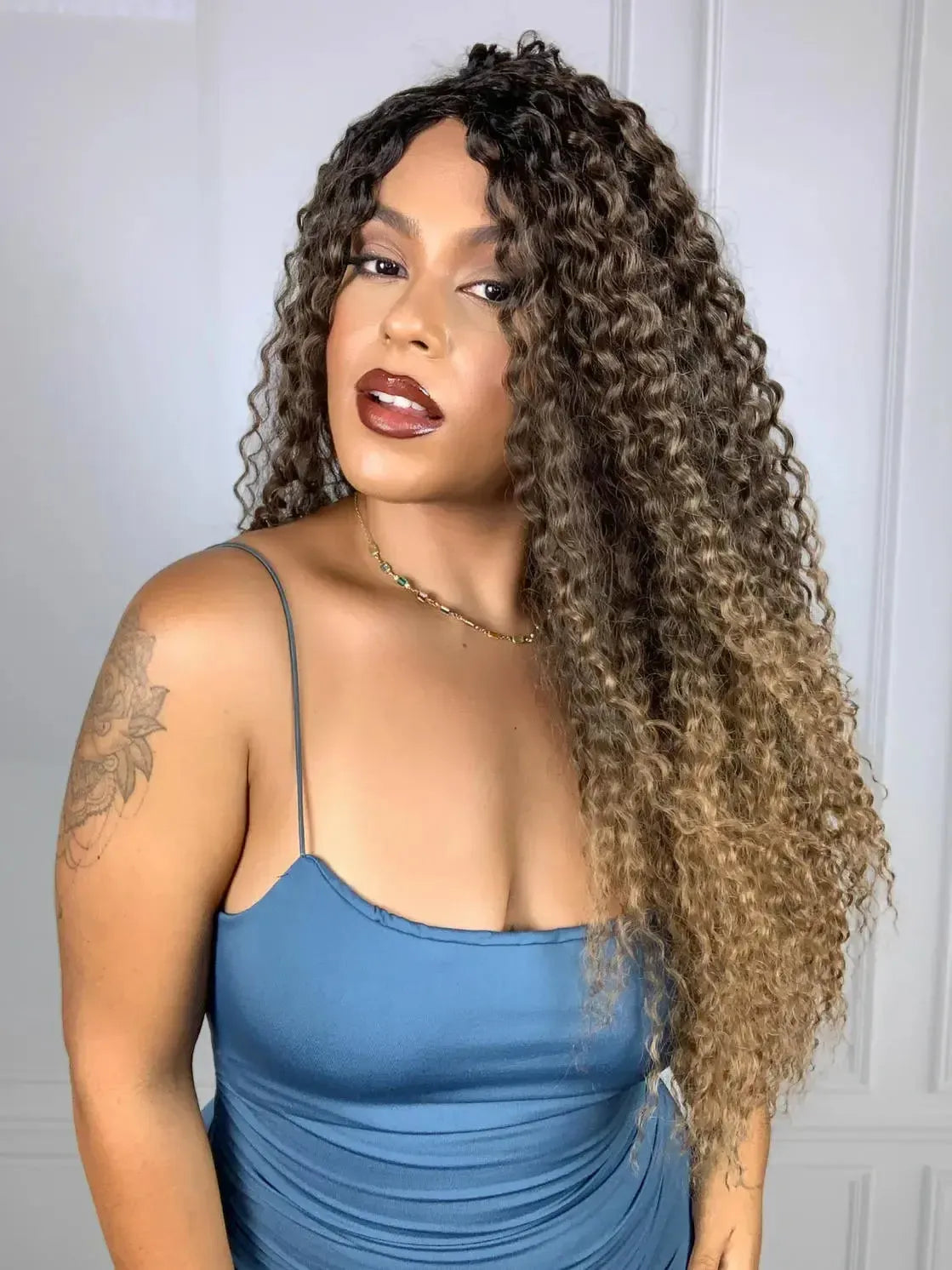 Peruca Silvia Castanho 8/30 Cacheada (Bio Fibra)